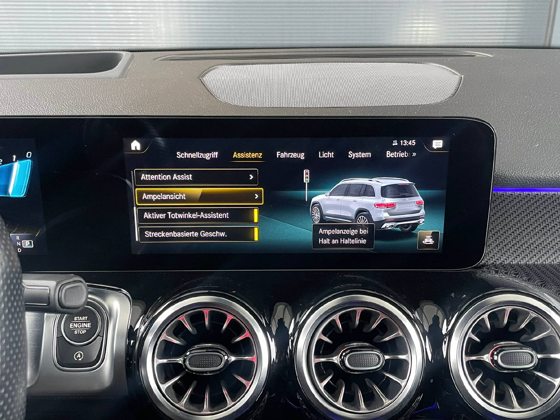 MERCEDES-BENZ GLB 35 AMG 4matic-image-11