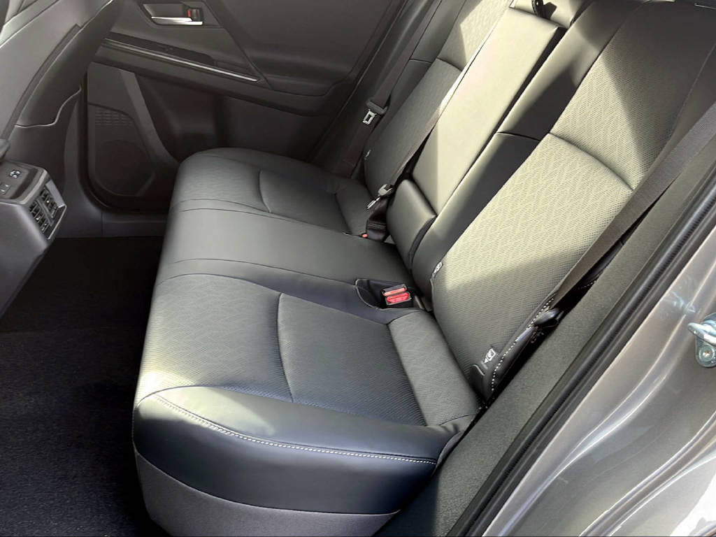 SUBARU Solterra eV Luxury AWD-image-24