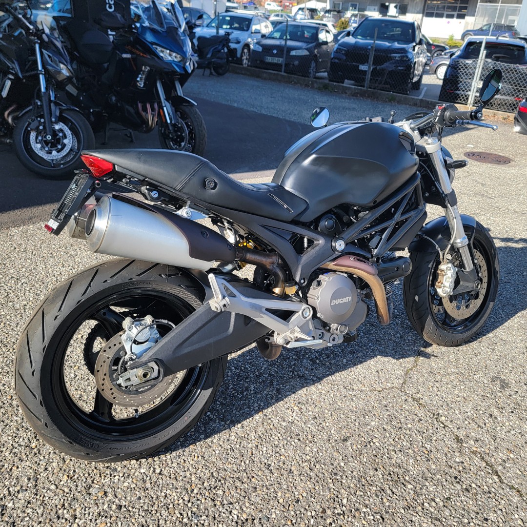DUCATI Monster 696M ABS-image-10