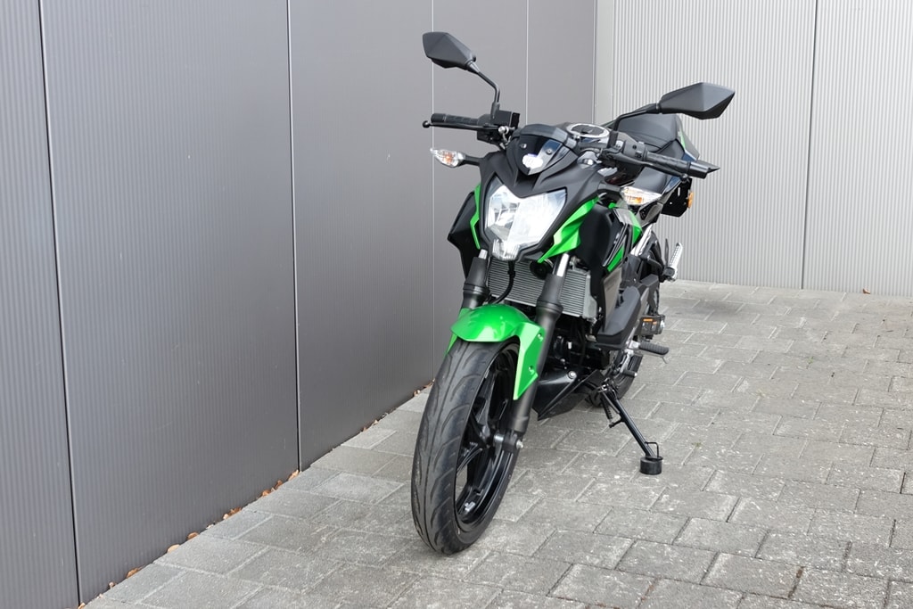 KAWASAKI Z 125-image-1
