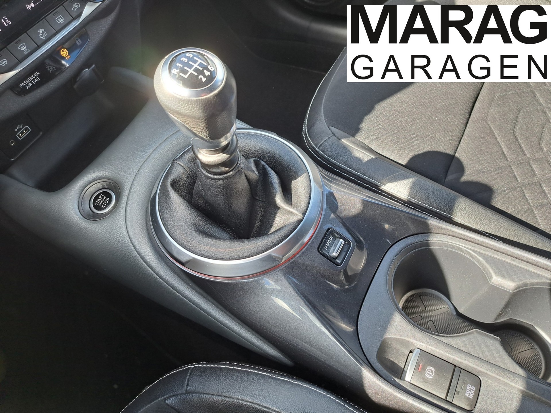 NISSAN Juke 1.0 DIG-T tekna-image-13
