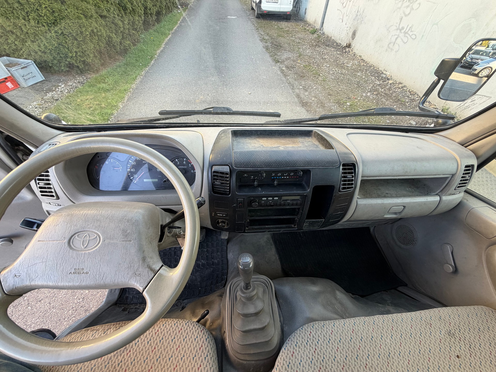 TOYOTA Dyna 100 2.5 D-4D-image-10