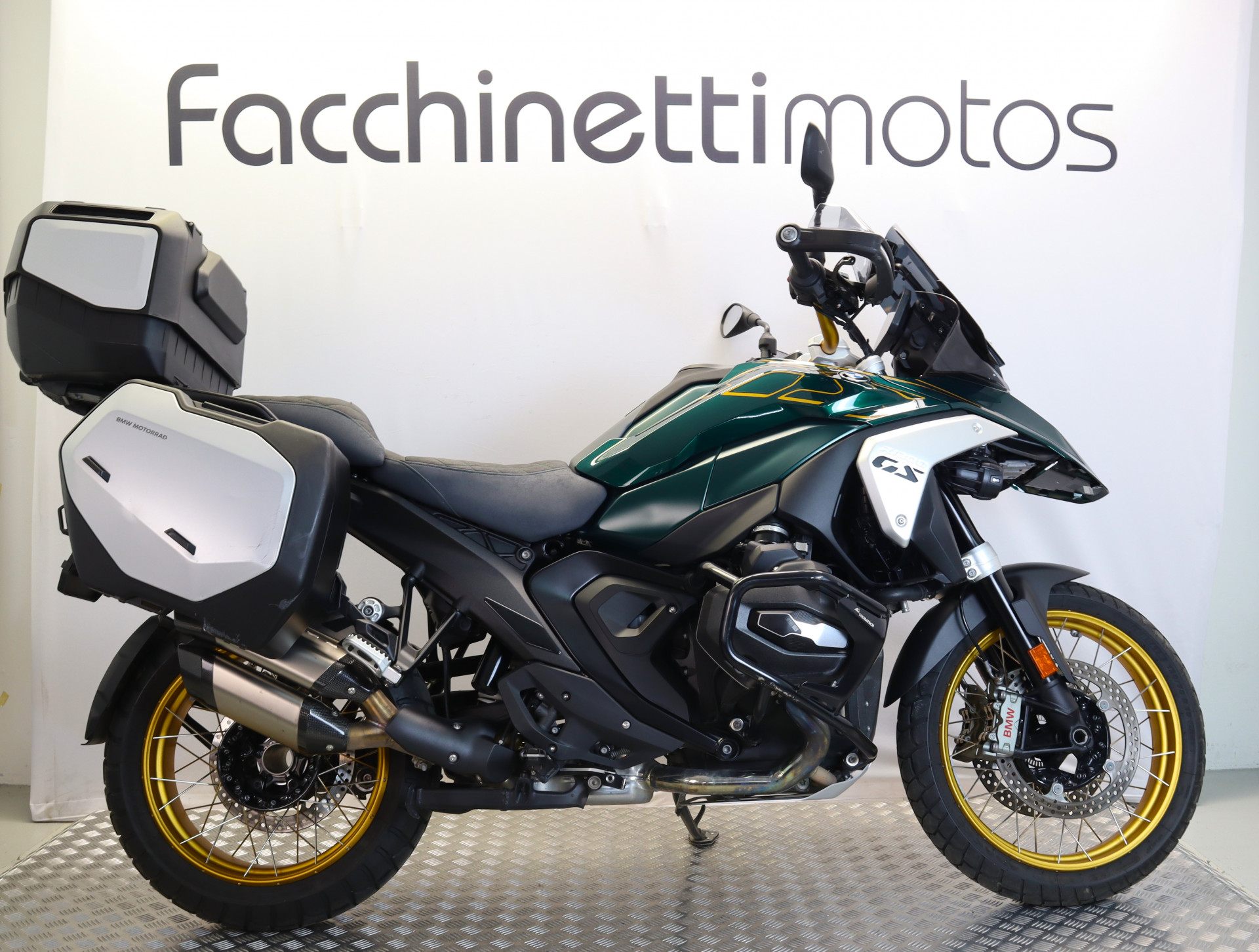 BMW R 1300 GS-image-0