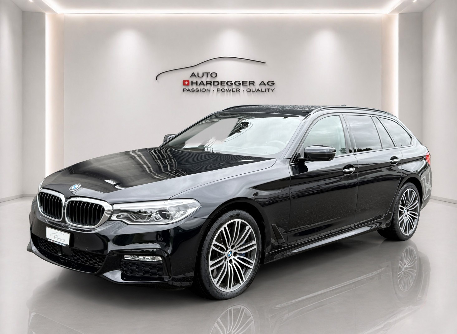 BMW 540i xDrive Touring M Sport / Vollgarantie! neue Bremsen-image-4
