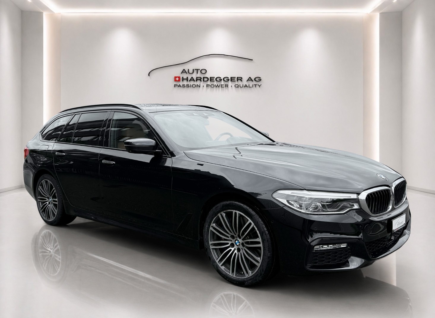 BMW 540i xDrive Touring M Sport / Vollgarantie! neue Bremsen