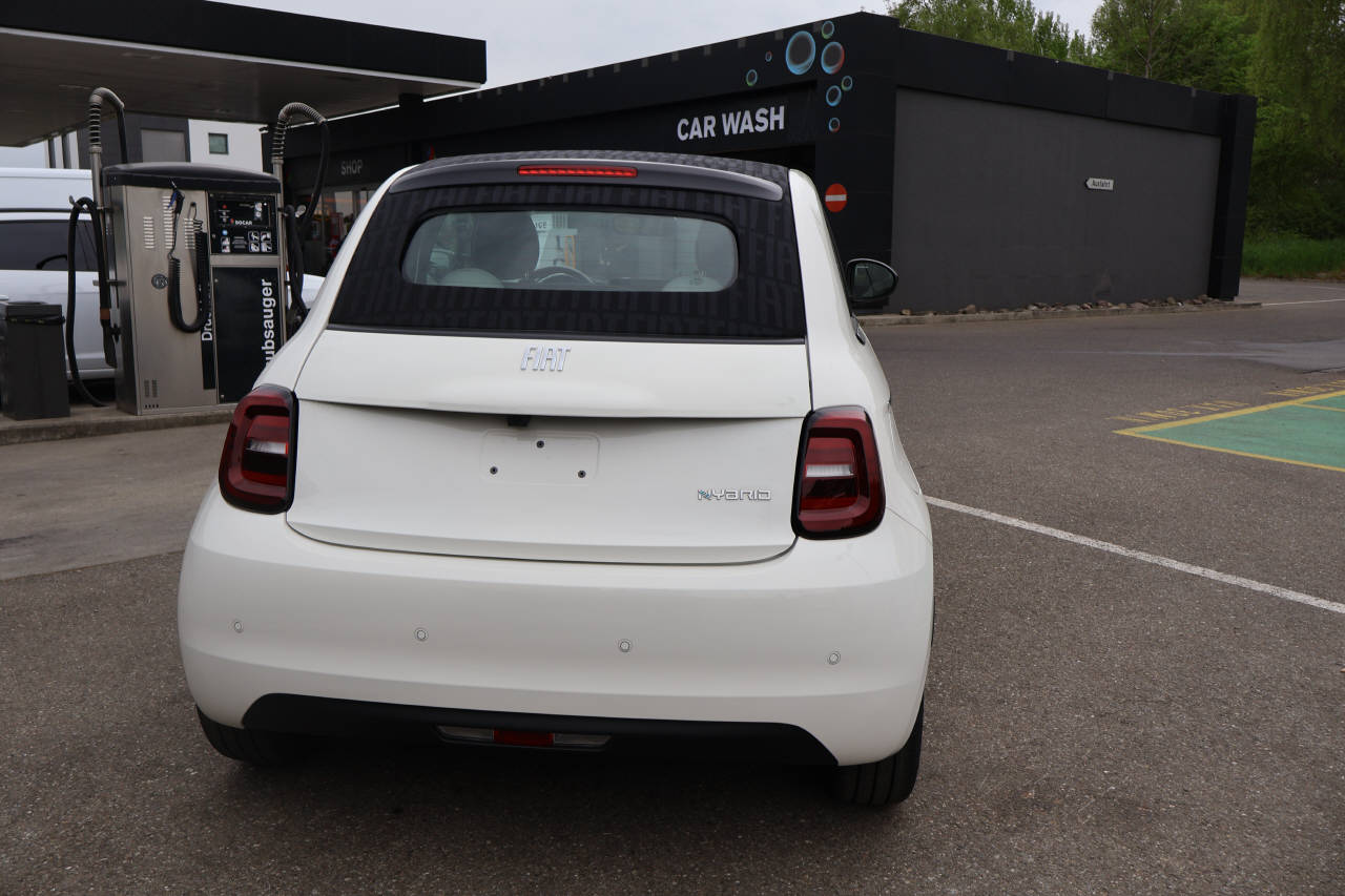FIAT 500 Cabrio 1.0 Hybrid La Prima-image-3