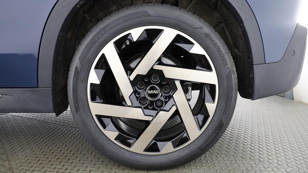 MINI Countryman S ALL4-image-8
