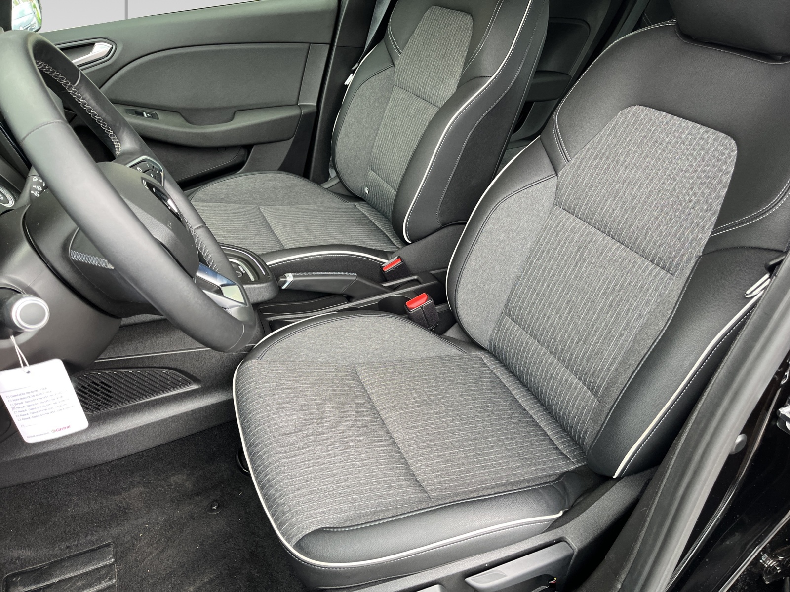 RENAULT Clio 1.6 E-Tech Intens-image-7