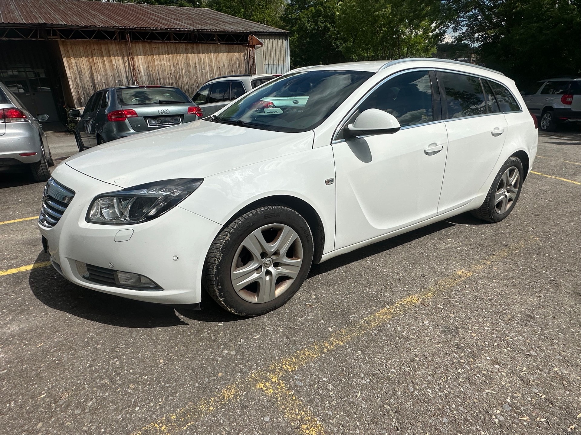 OPEL Insignia Sports Tourer 2.0 Turbo Cosmo Automatic-image-2