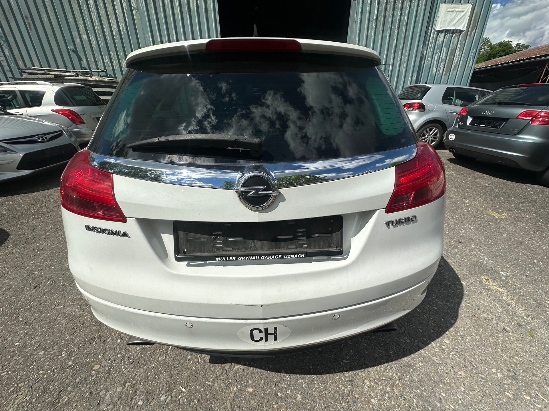 OPEL Insignia Sports Tourer 2.0 Turbo Cosmo Automatic-image-4