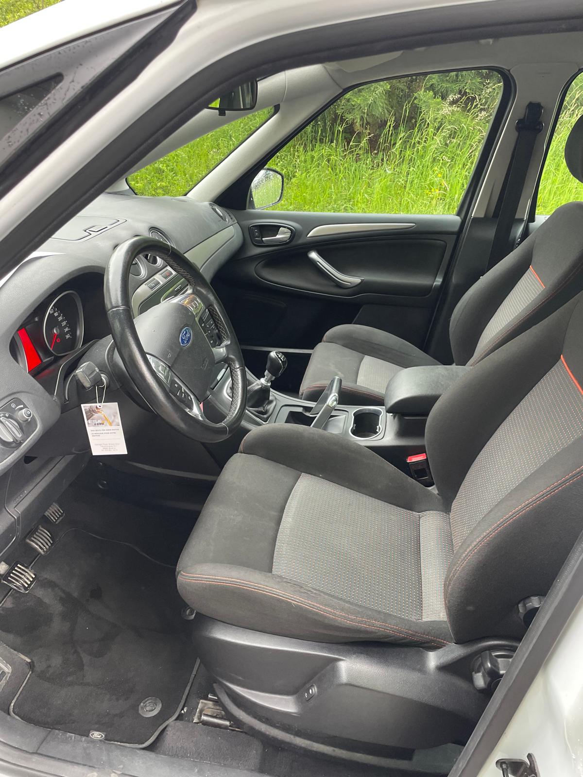 FORD S-Max 2.0 TDCi Titanium-image-10