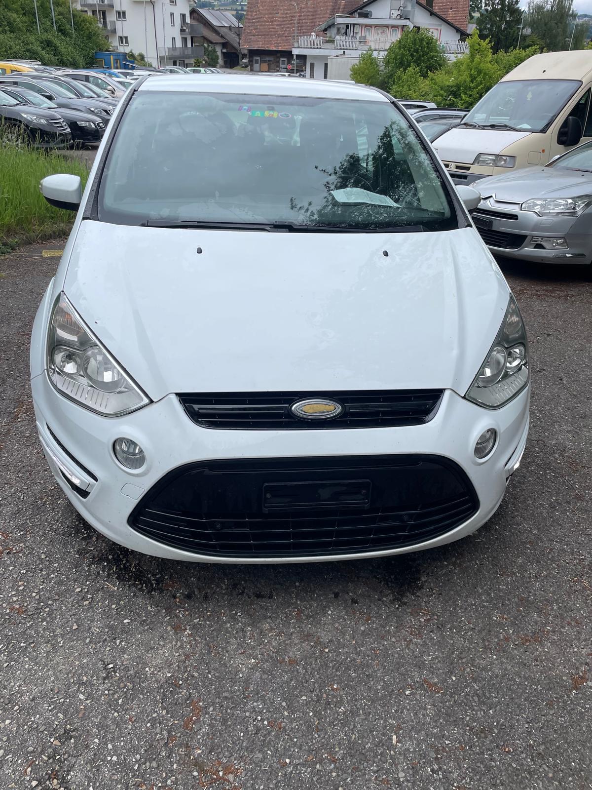 FORD S-Max 2.0 TDCi Titanium