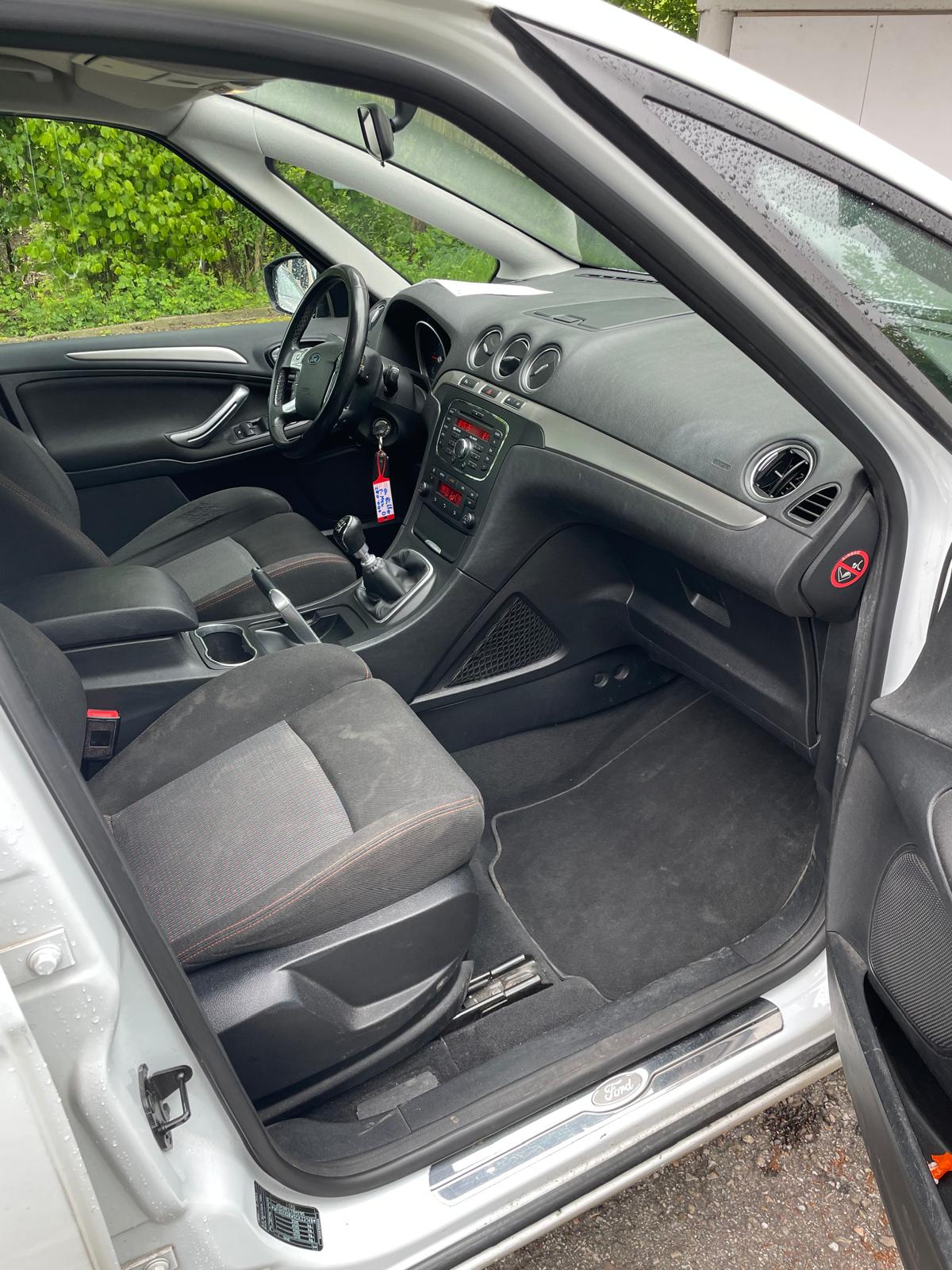FORD S-Max 2.0 TDCi Titanium-image-1