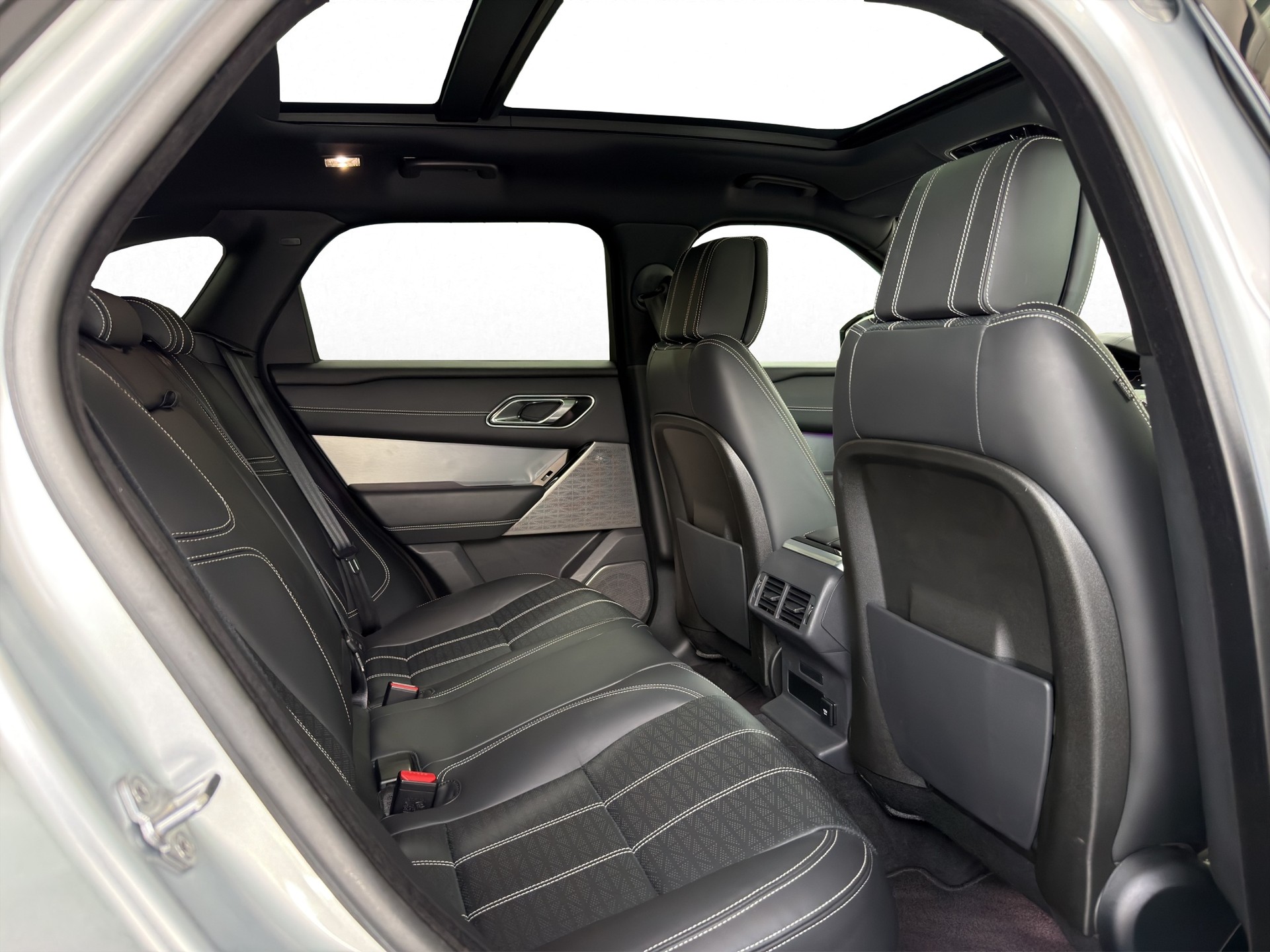 LAND ROVER Range Rover Velar R-Dynamic P 380 HSE Automatic-image-22