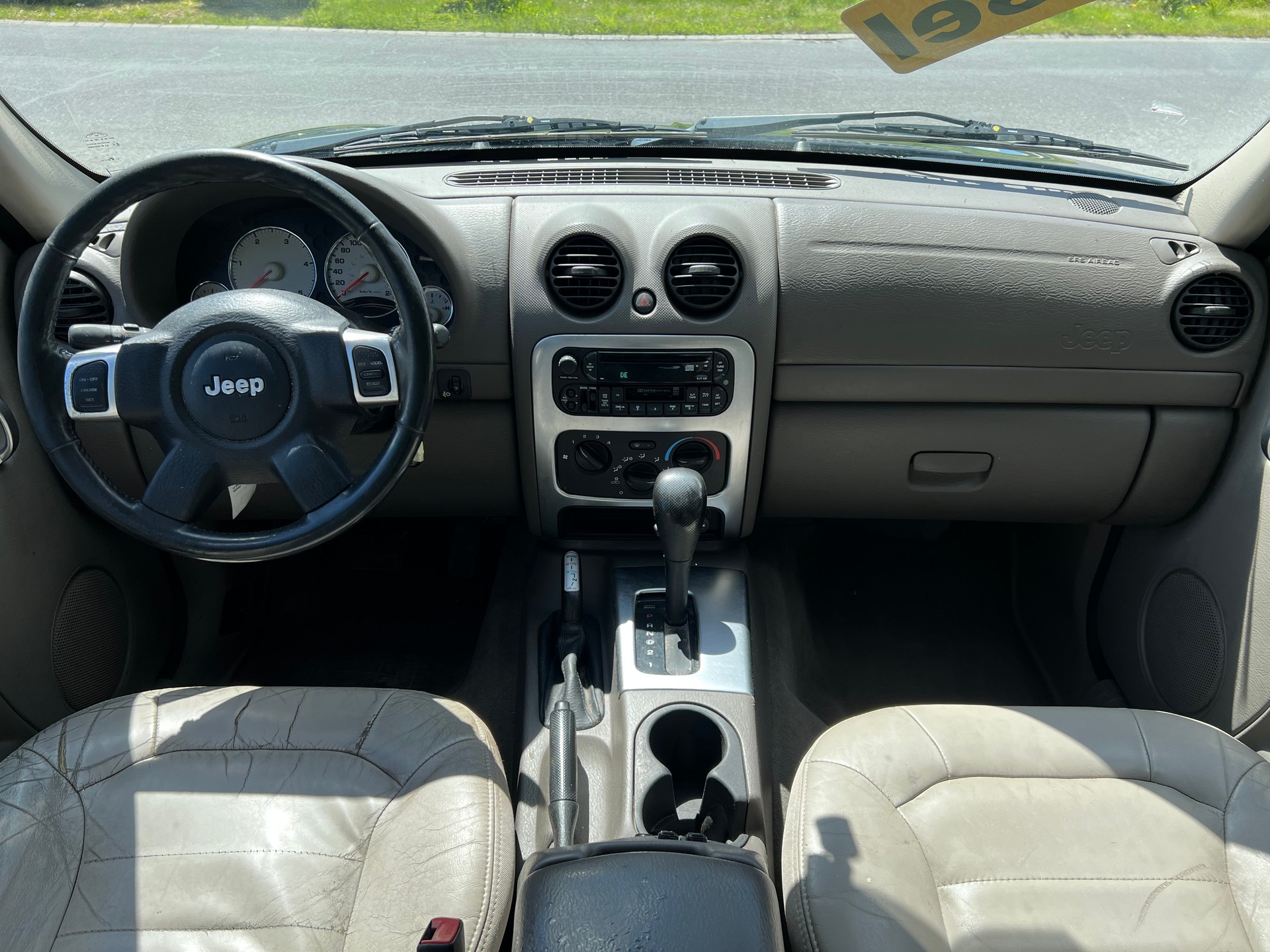 JEEP Cherokee 2.8 CRD Limited-image-13