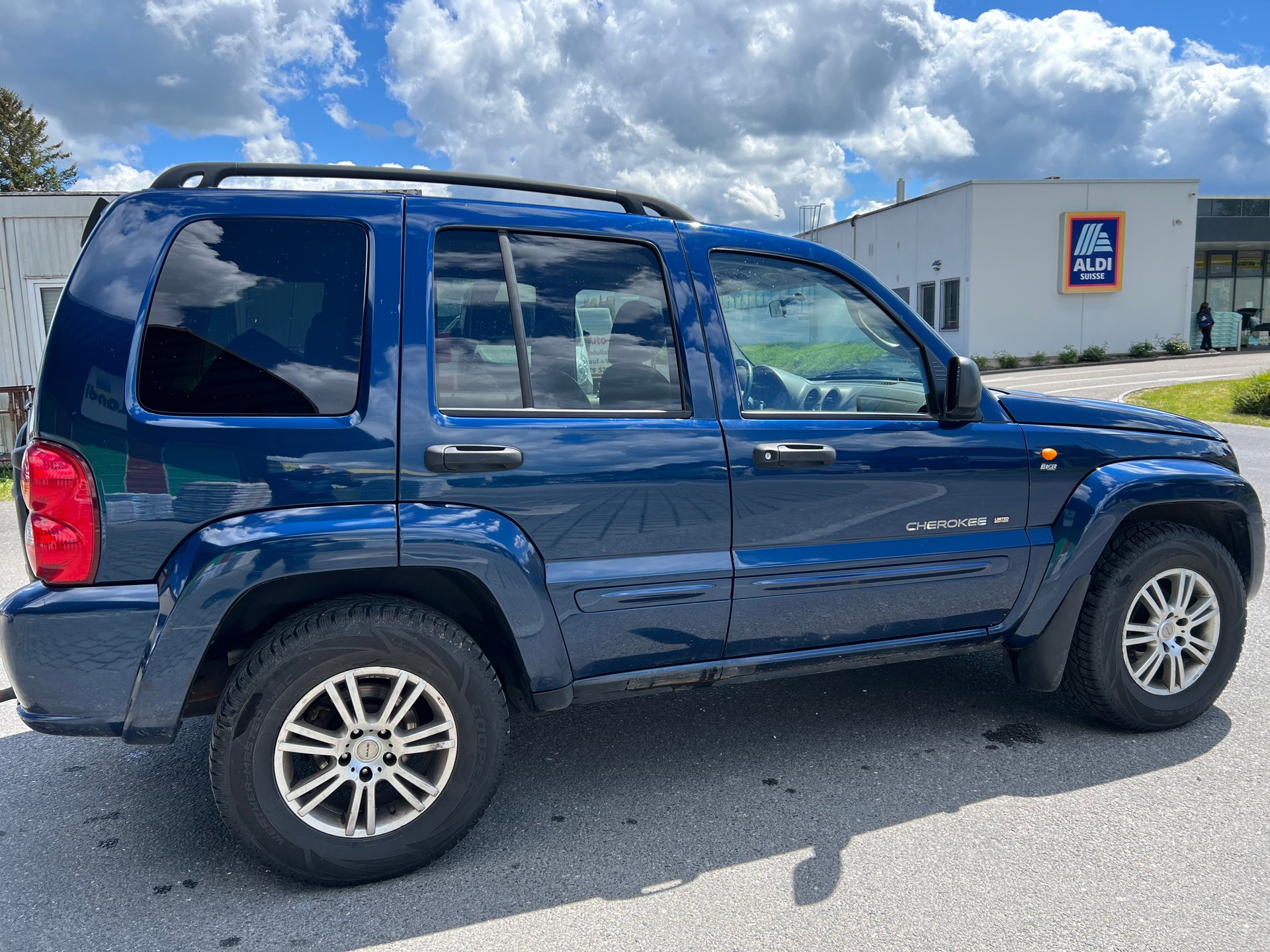JEEP Cherokee 2.8 CRD Limited-image-3