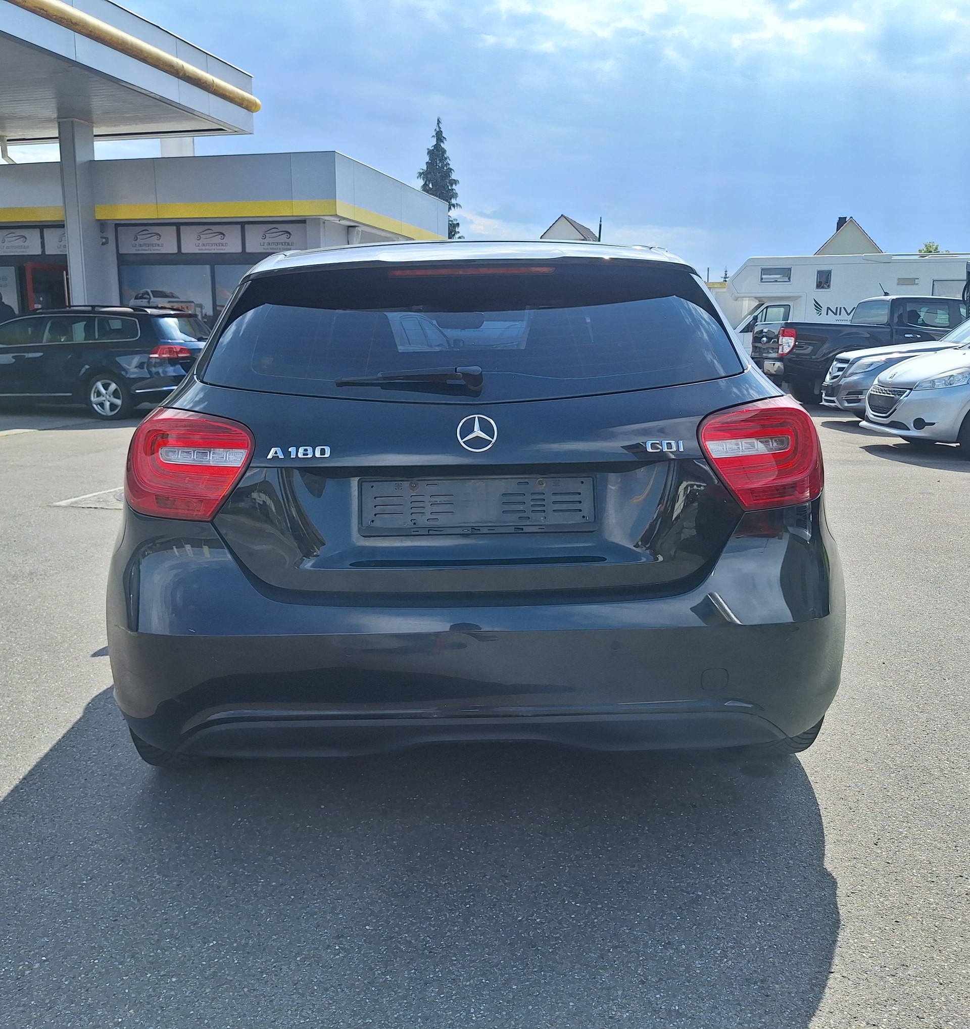 MERCEDES-BENZ A 180 CDI-image-3