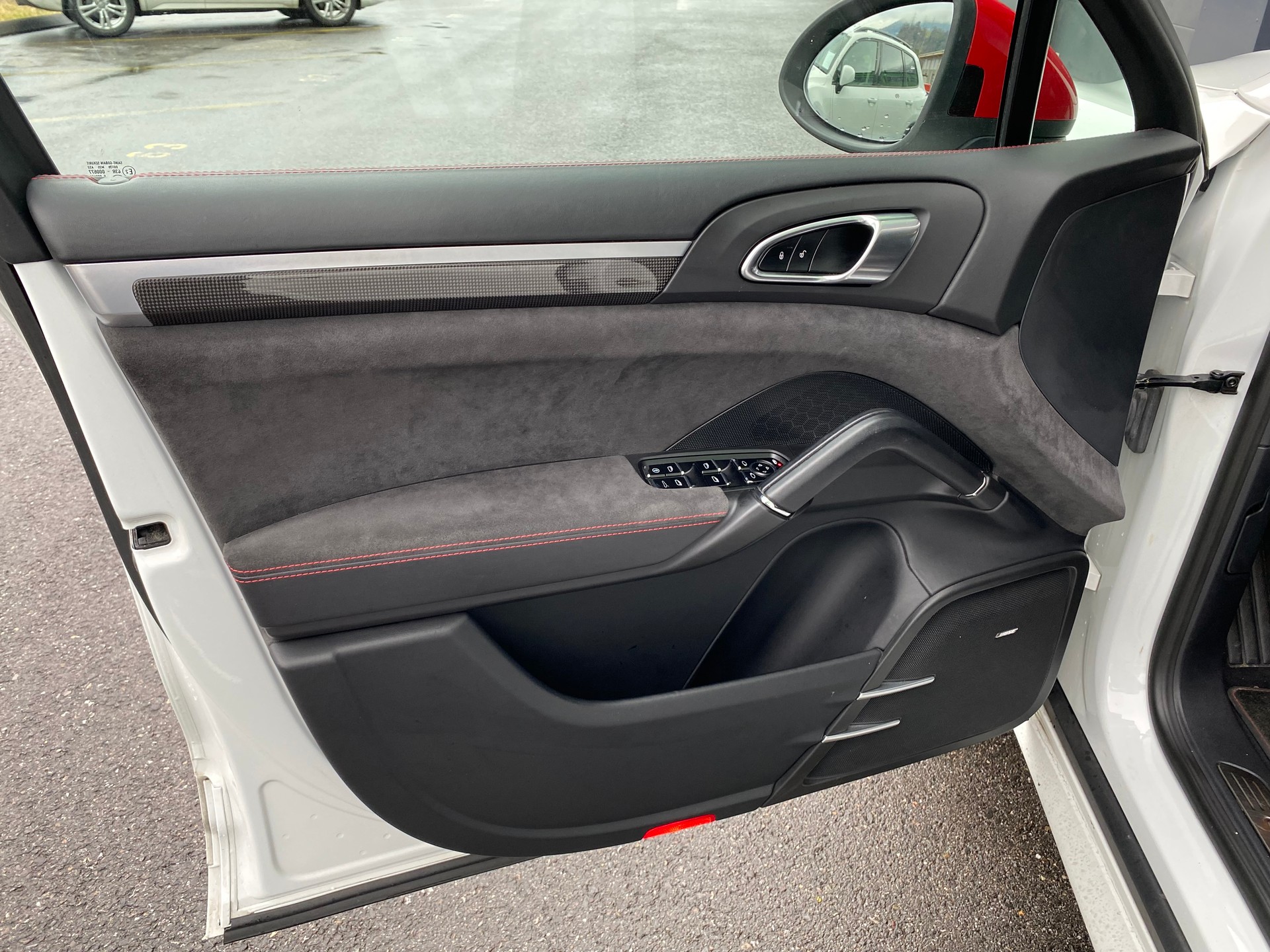 PORSCHE Cayenne GTS-image-10