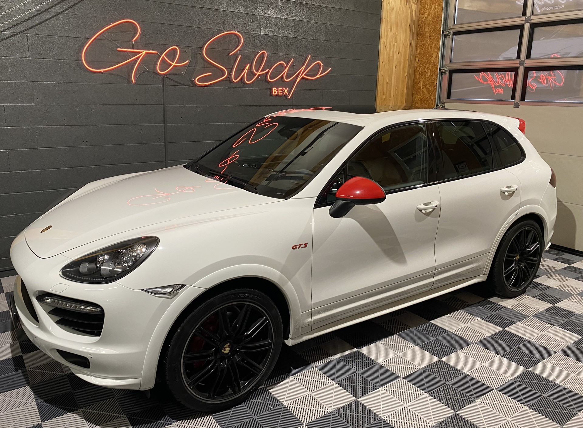 PORSCHE Cayenne GTS-image-6