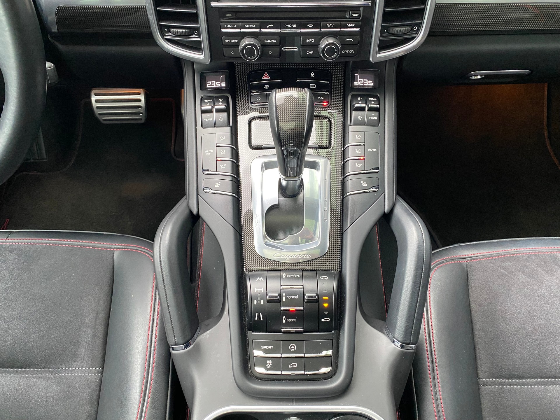 PORSCHE Cayenne GTS-image-24