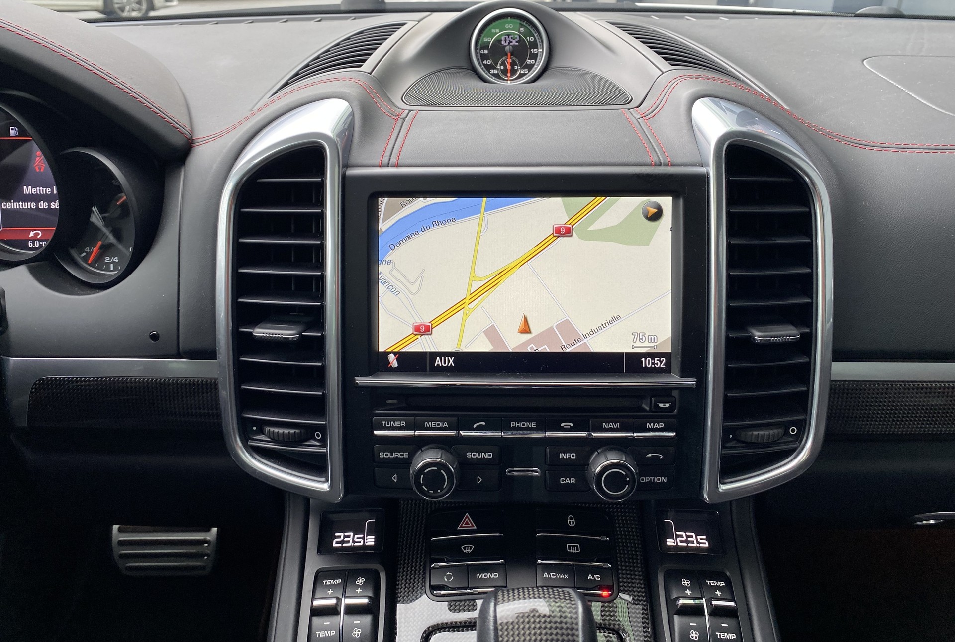 PORSCHE Cayenne GTS-image-22