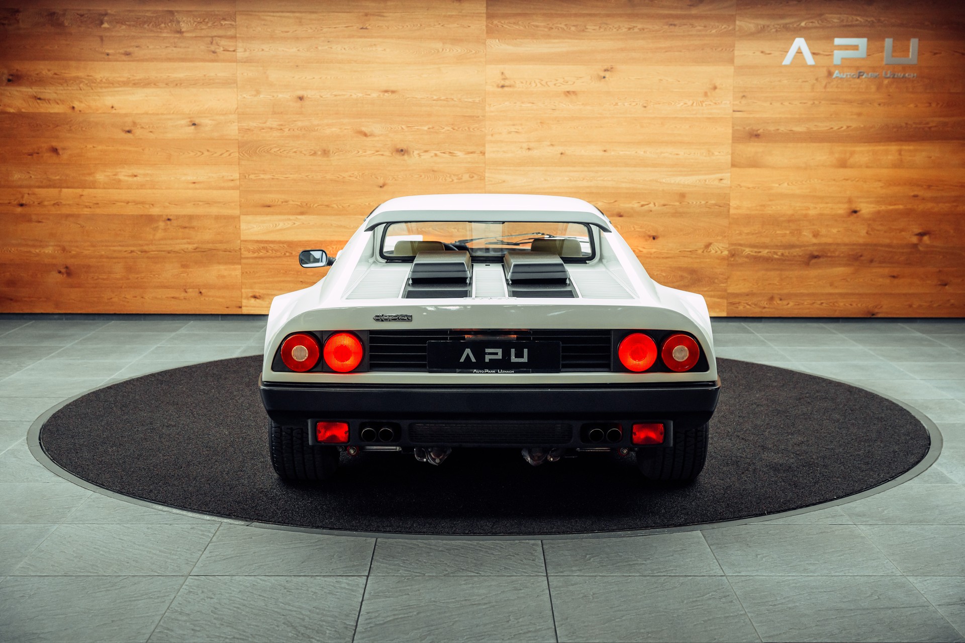 FERRARI 512 BBi-image-25