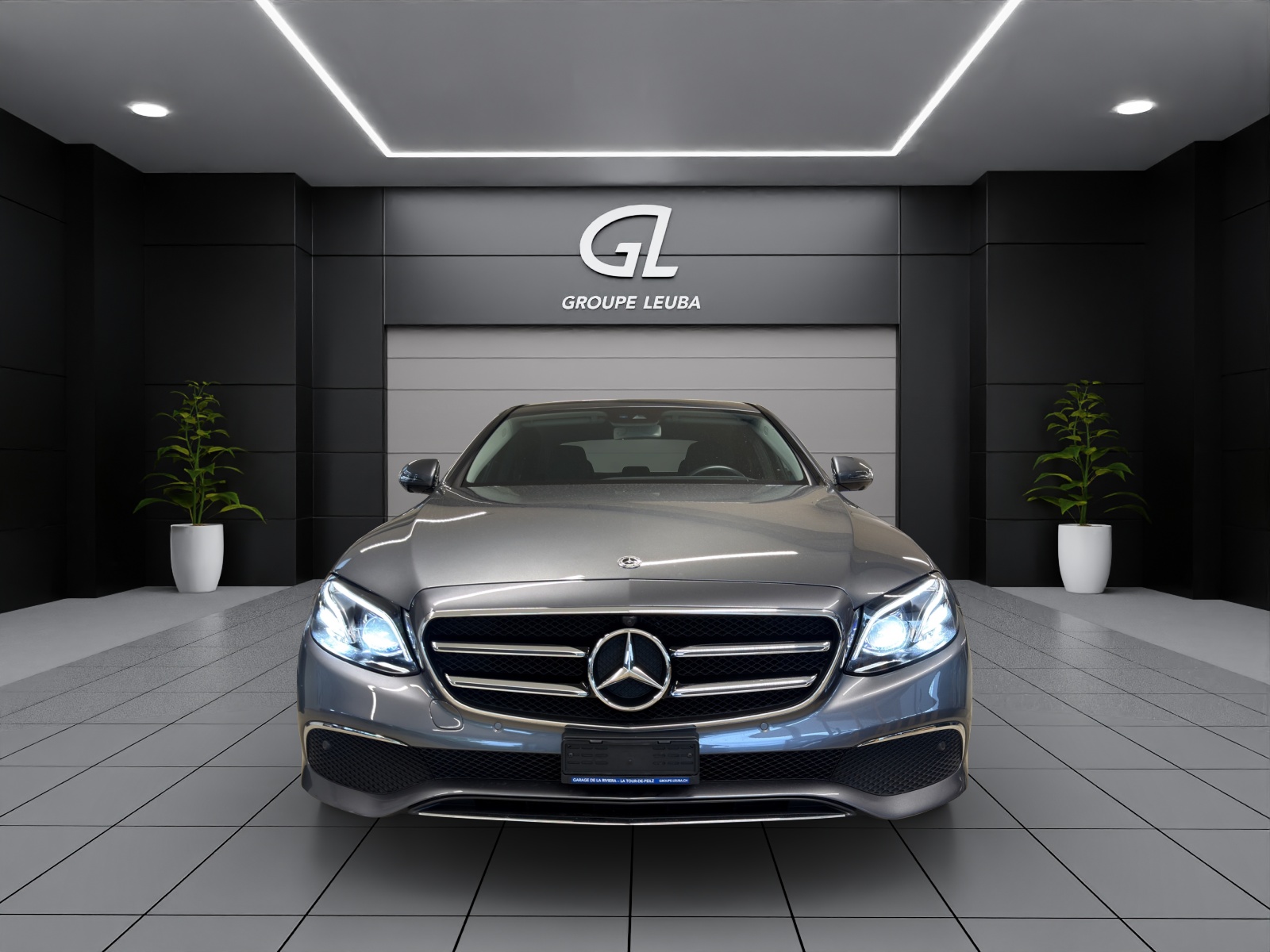 MERCEDES-BENZ E 200 Avantgarde 4Matic-showroom-element-1