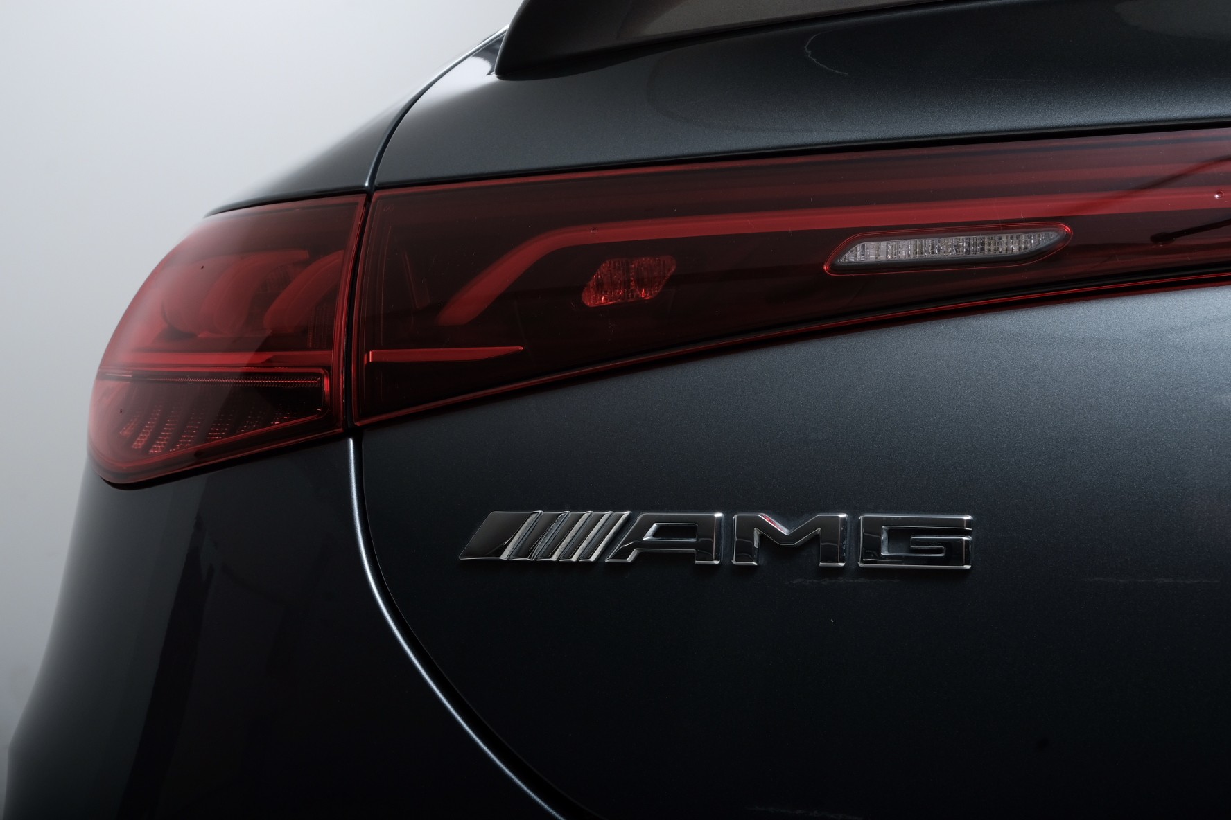MERCEDES-BENZ EQE 53 AMG 4 Matic+-image-14
