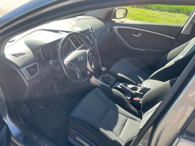 HYUNDAI i30 Wagon 1.6 GDI Premium-image-8