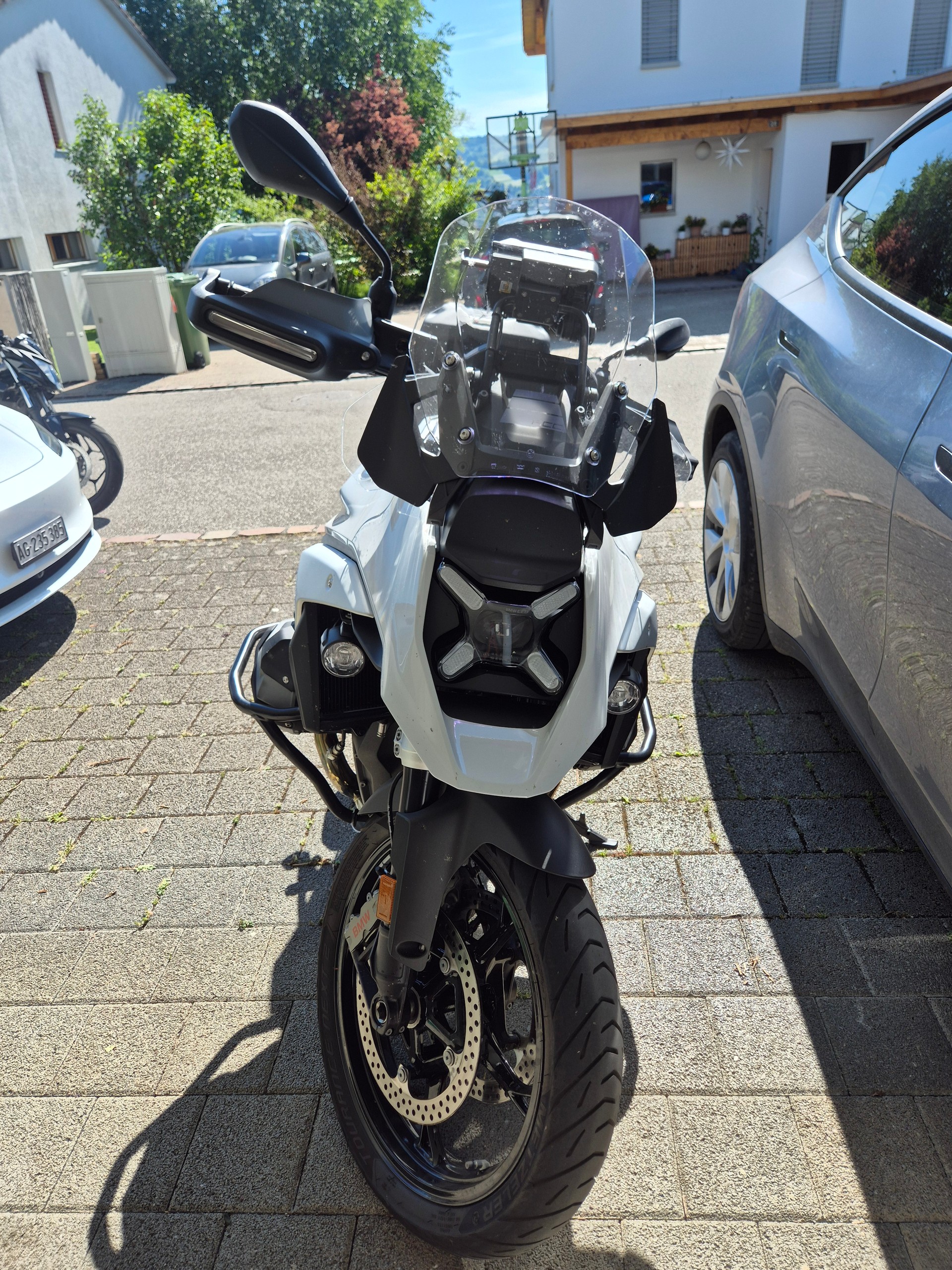 BMW R 1300 GS-image-1