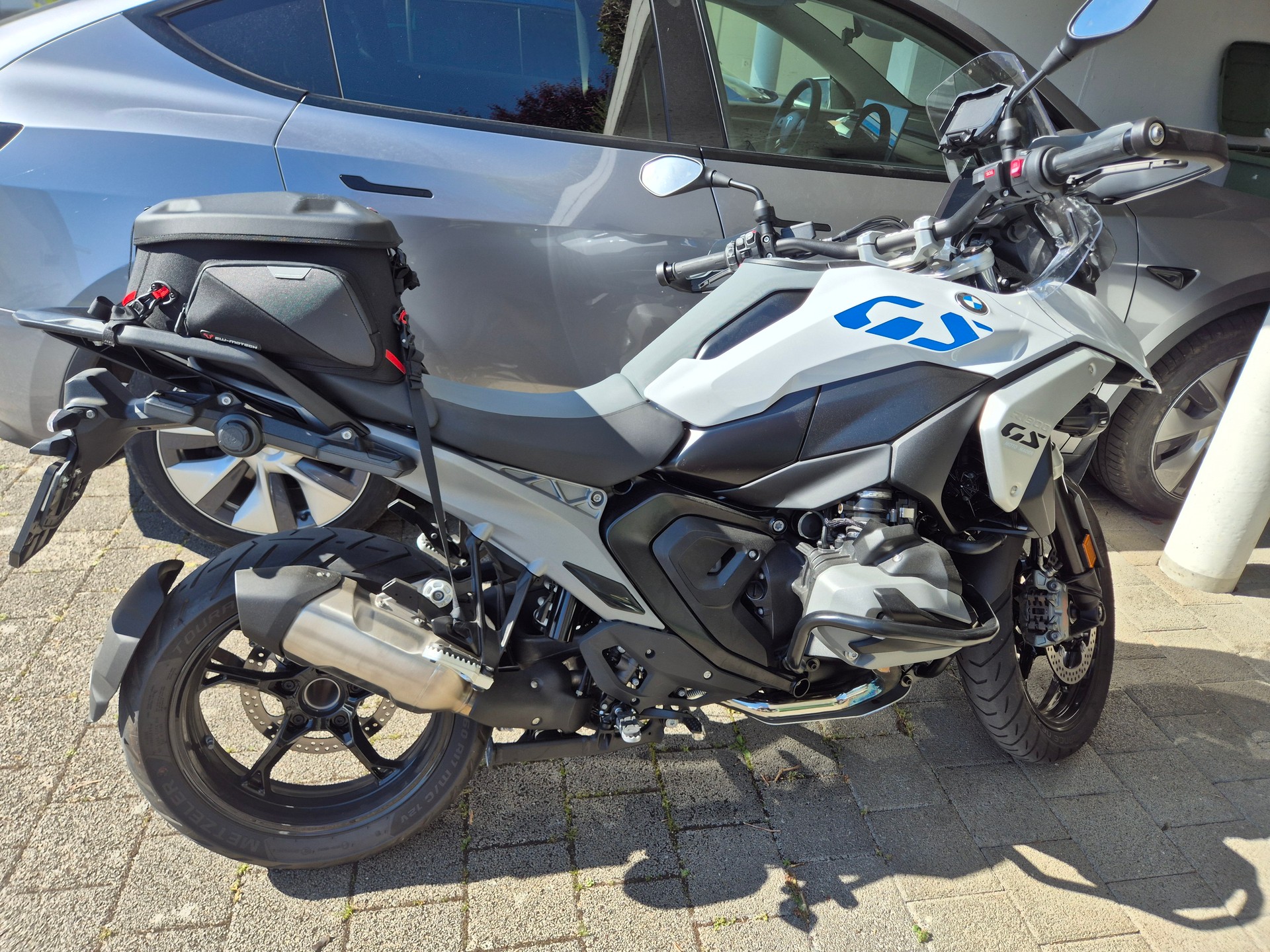 BMW R 1300 GS-image-0