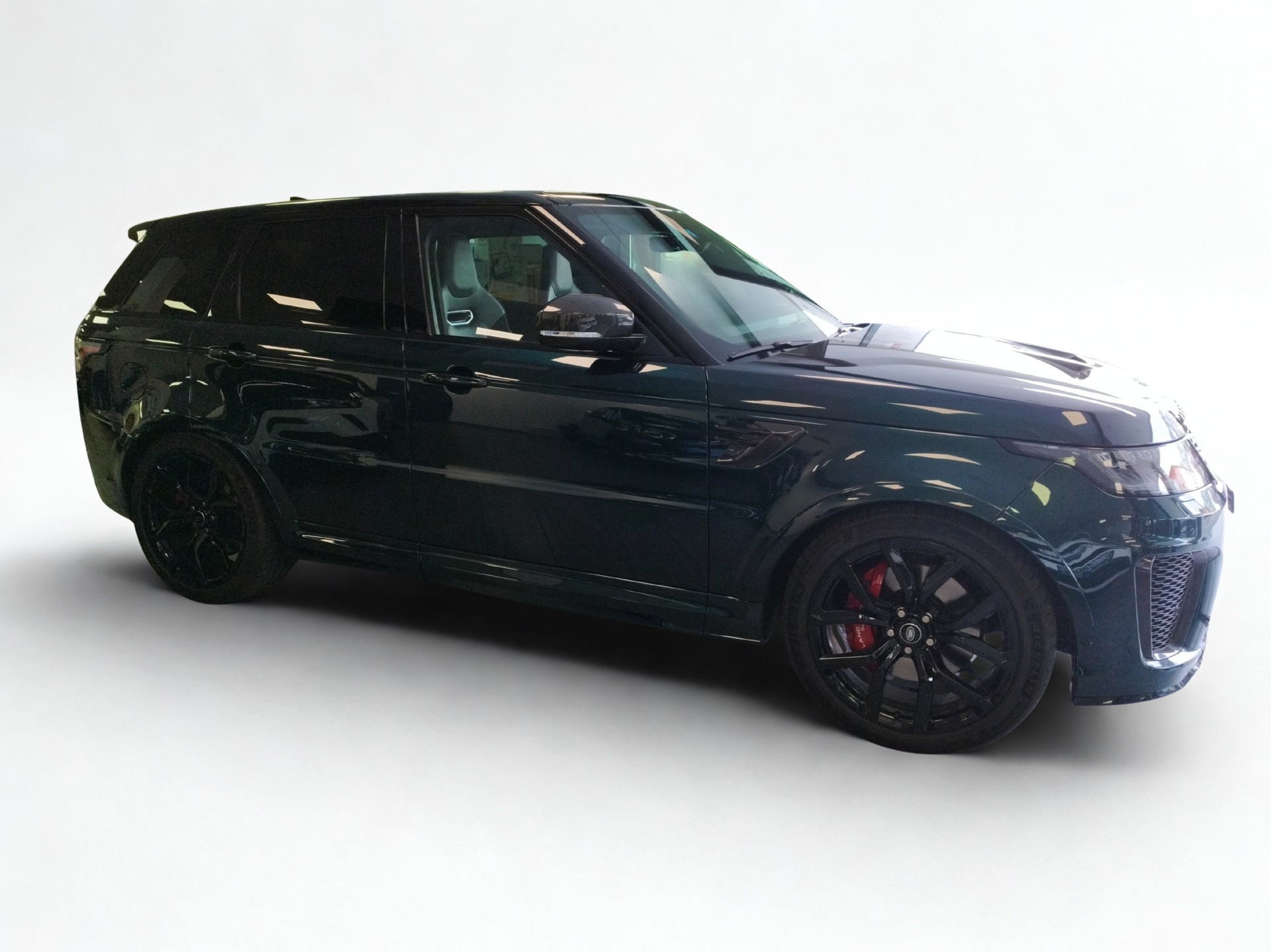LAND ROVER Range Rover Sport 575 5.0 V8 S/C SVR Carbon Automatic-image-2