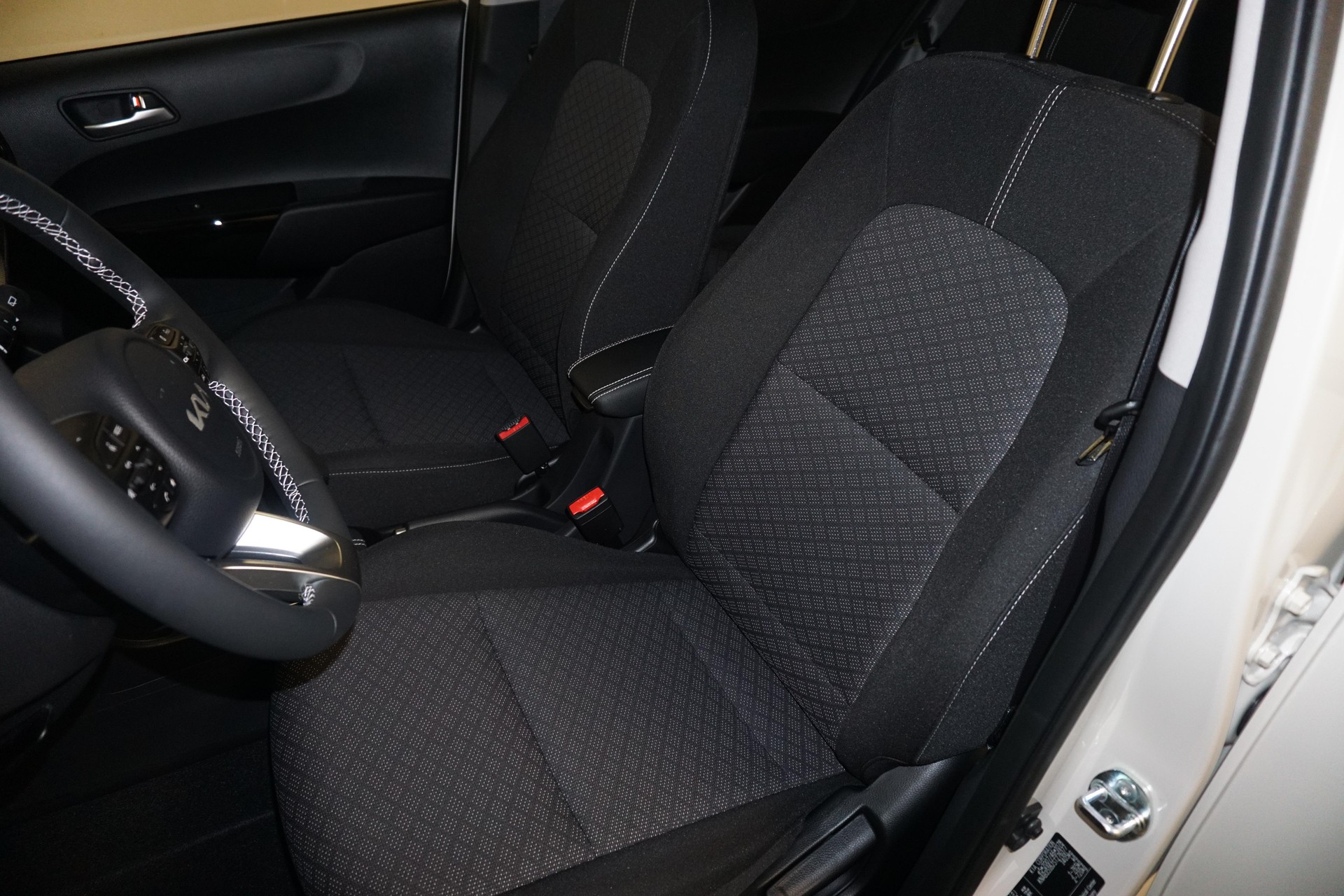 KIA Picanto 1.2 CVVT GT Line-image-9
