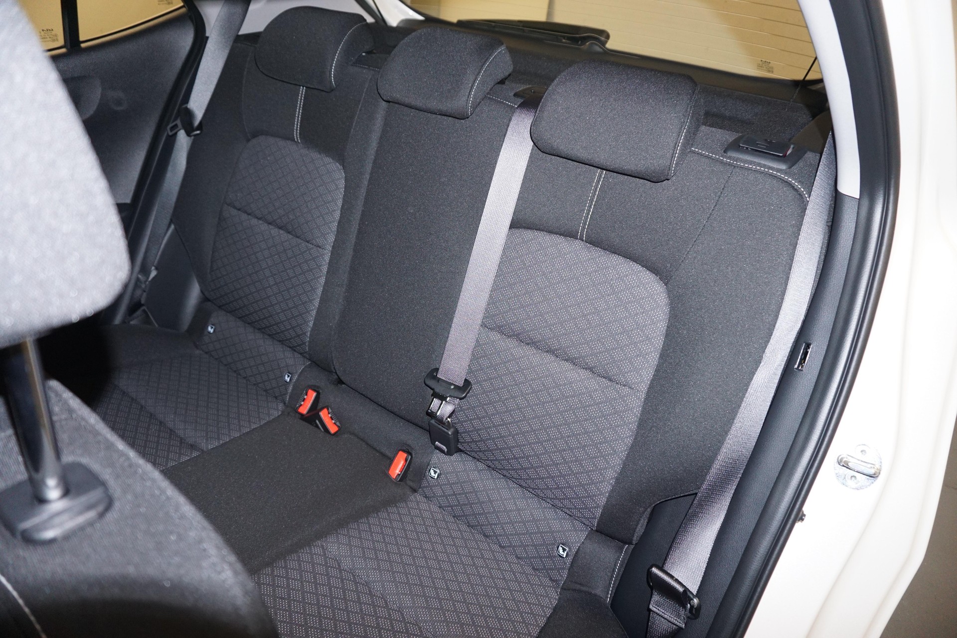 KIA Picanto 1.2 CVVT GT Line-image-4