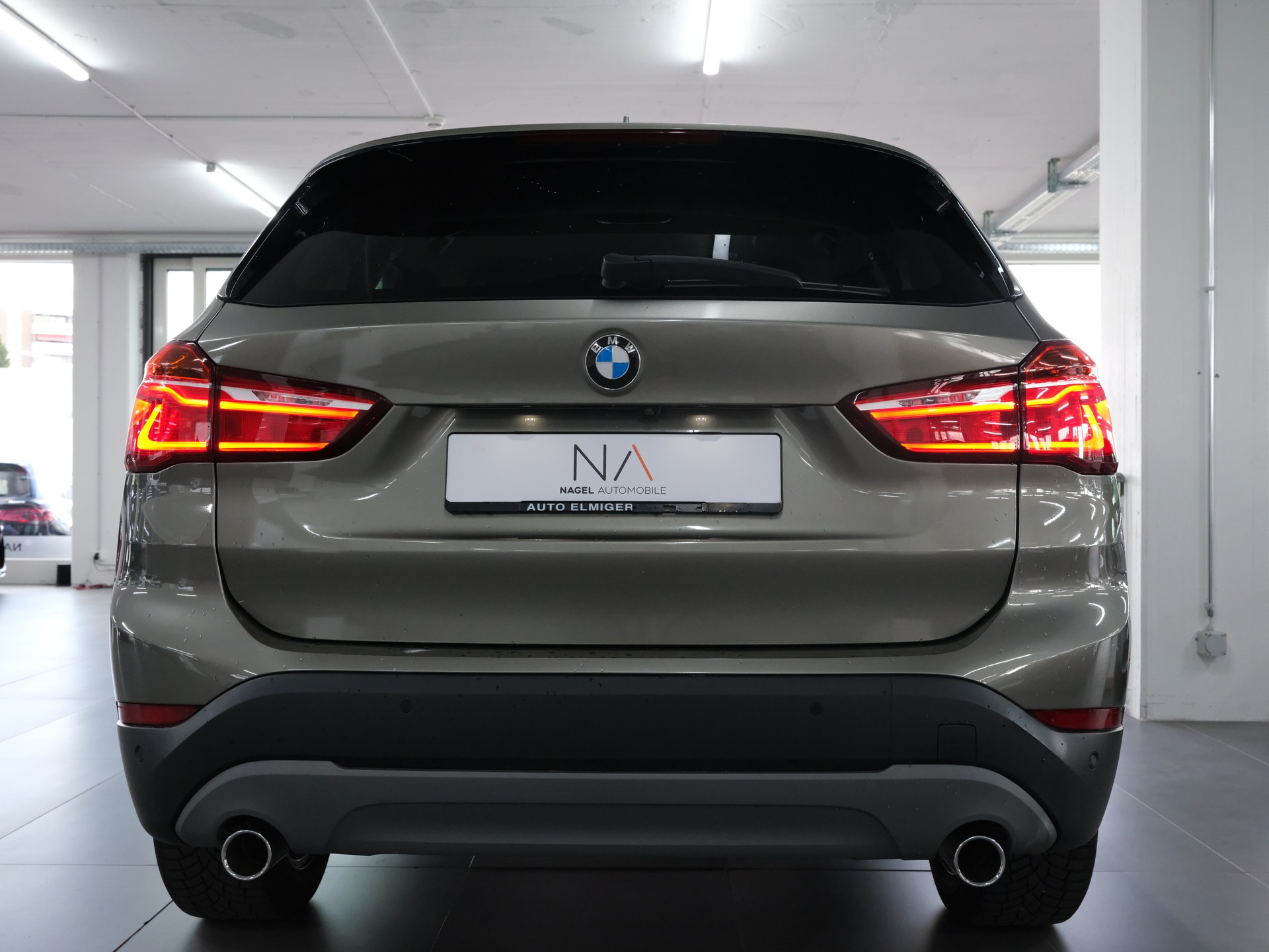 BMW X1 sDrive 18d M Sport Steptronic *Rückfahrkamera* *Individual*-showroom-element-3