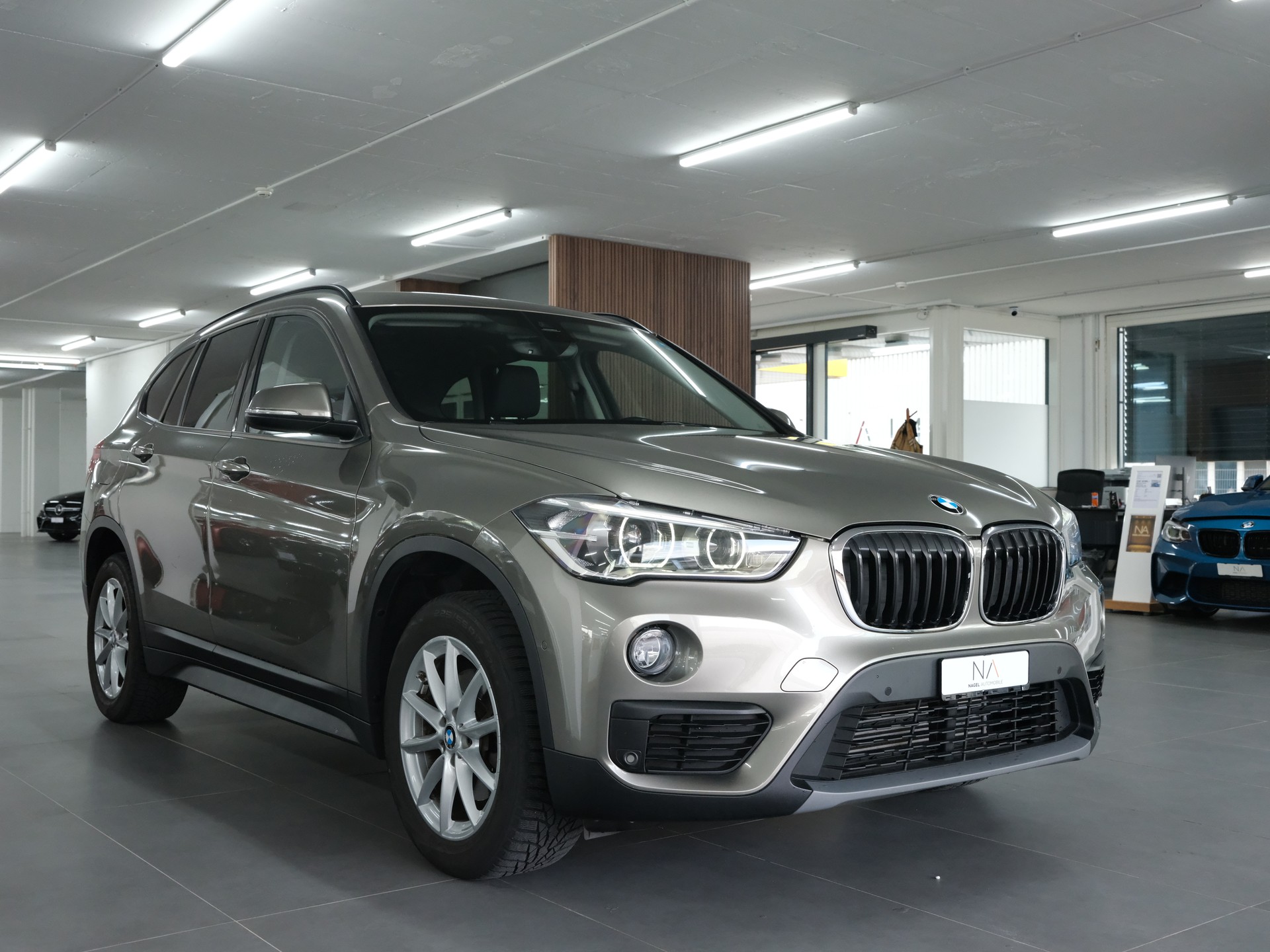 BMW X1 sDrive 18d M Sport Steptronic *Rückfahrkamera* *Individual*-showroom-element-1