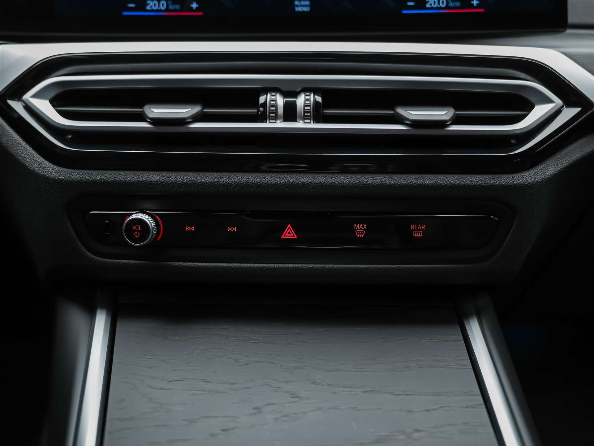 BMW 330i xDrive Steptronic M Sport *360° Kamera*Head Up Display*Abstandsregler*-image-22