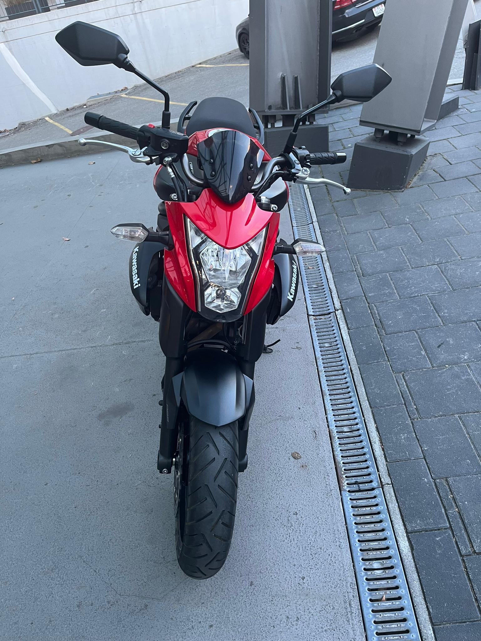 KAWASAKI ER-6n-image-0