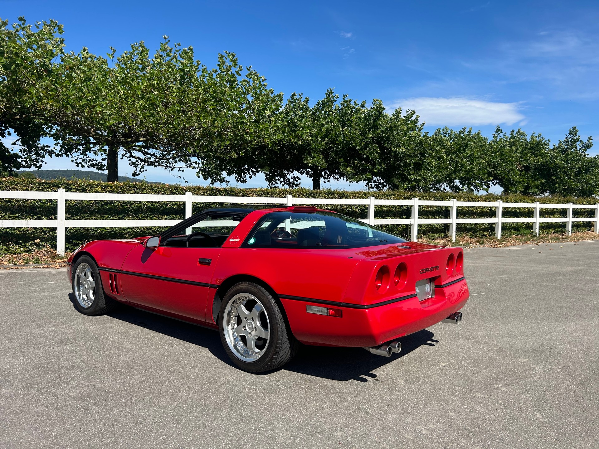 CHEVROLET CORVETTE-image-2