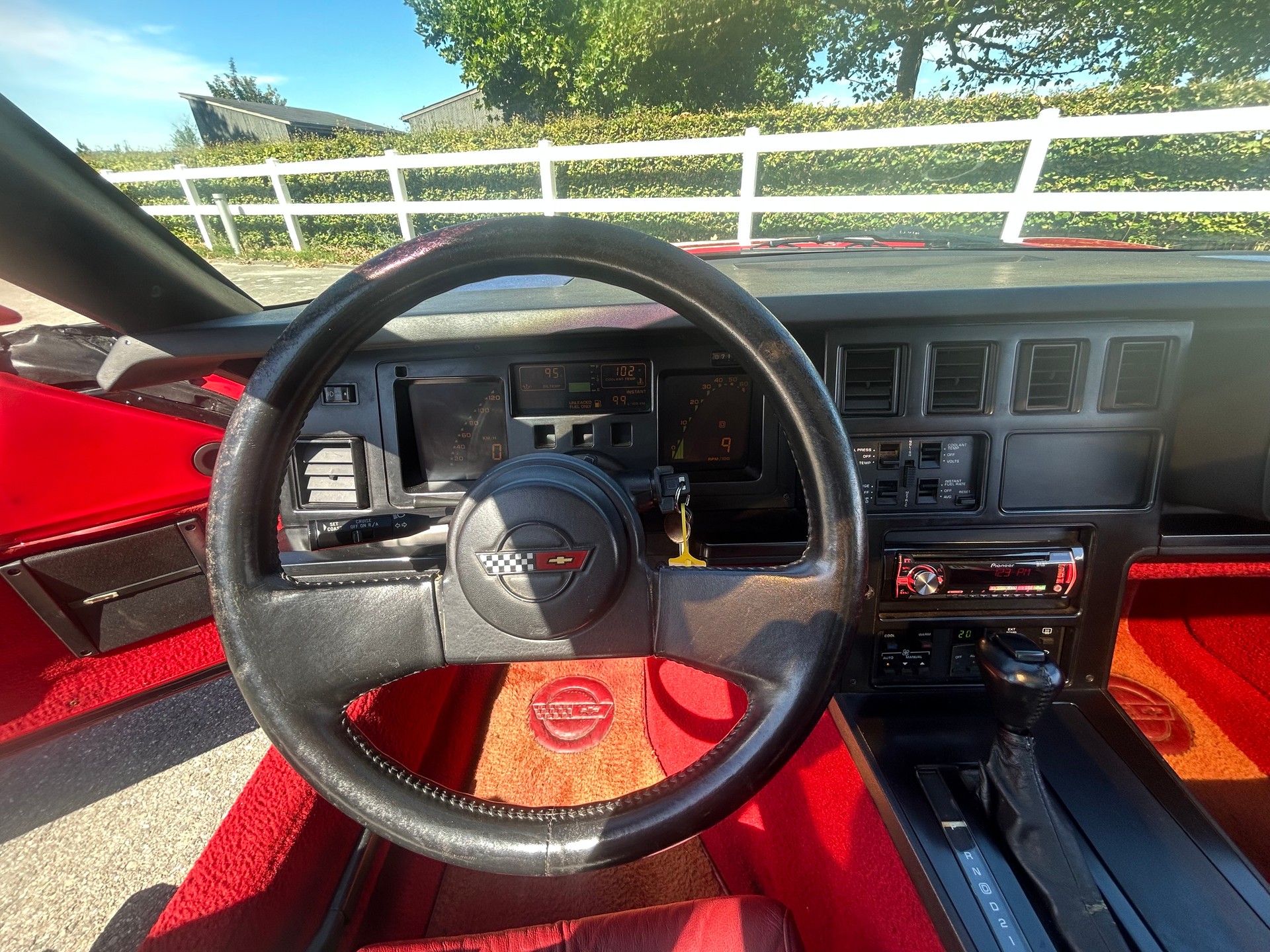 CHEVROLET CORVETTE-image-11
