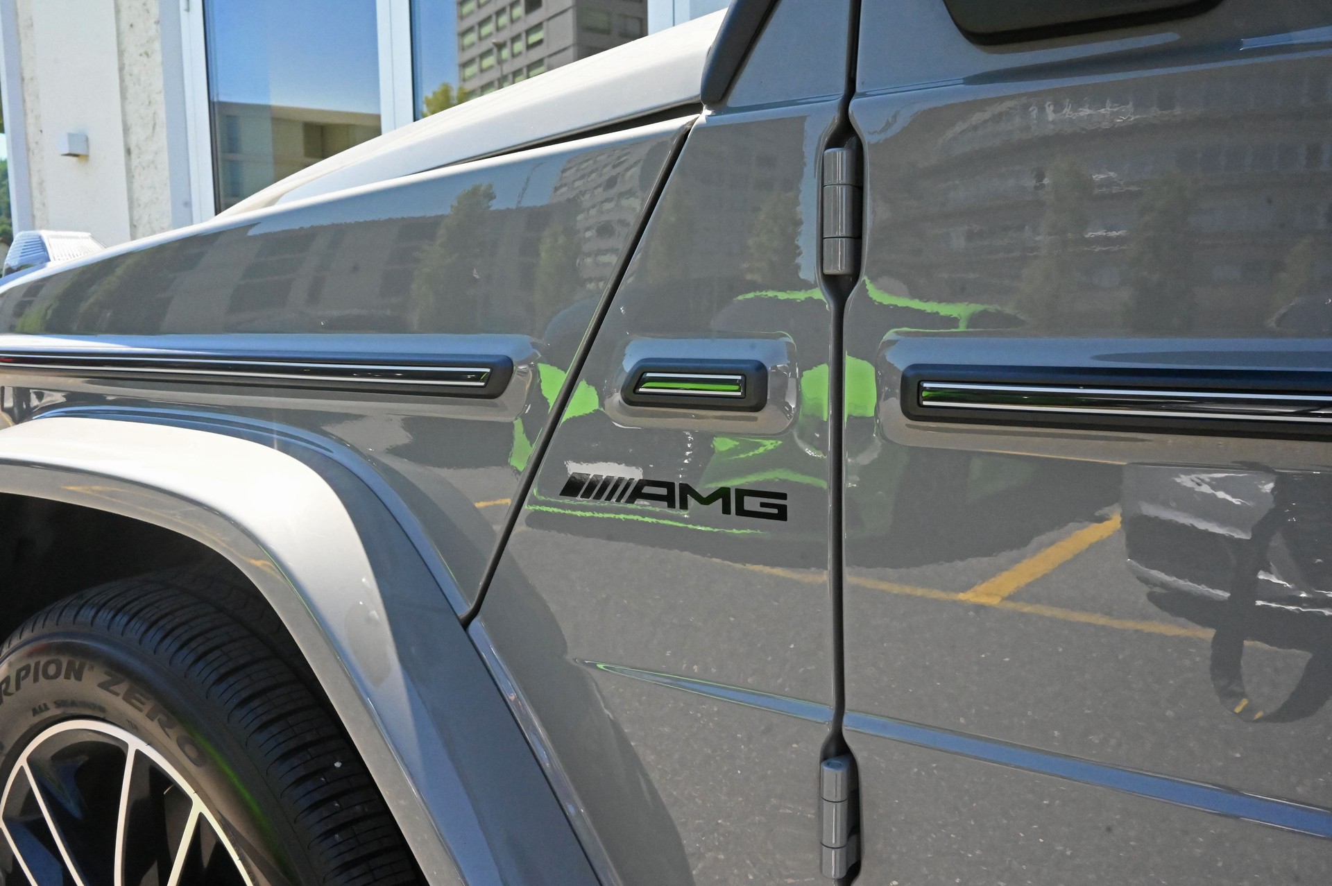 MERCEDES-BENZ G 400d AMG Line 9G-Tronic-image-7