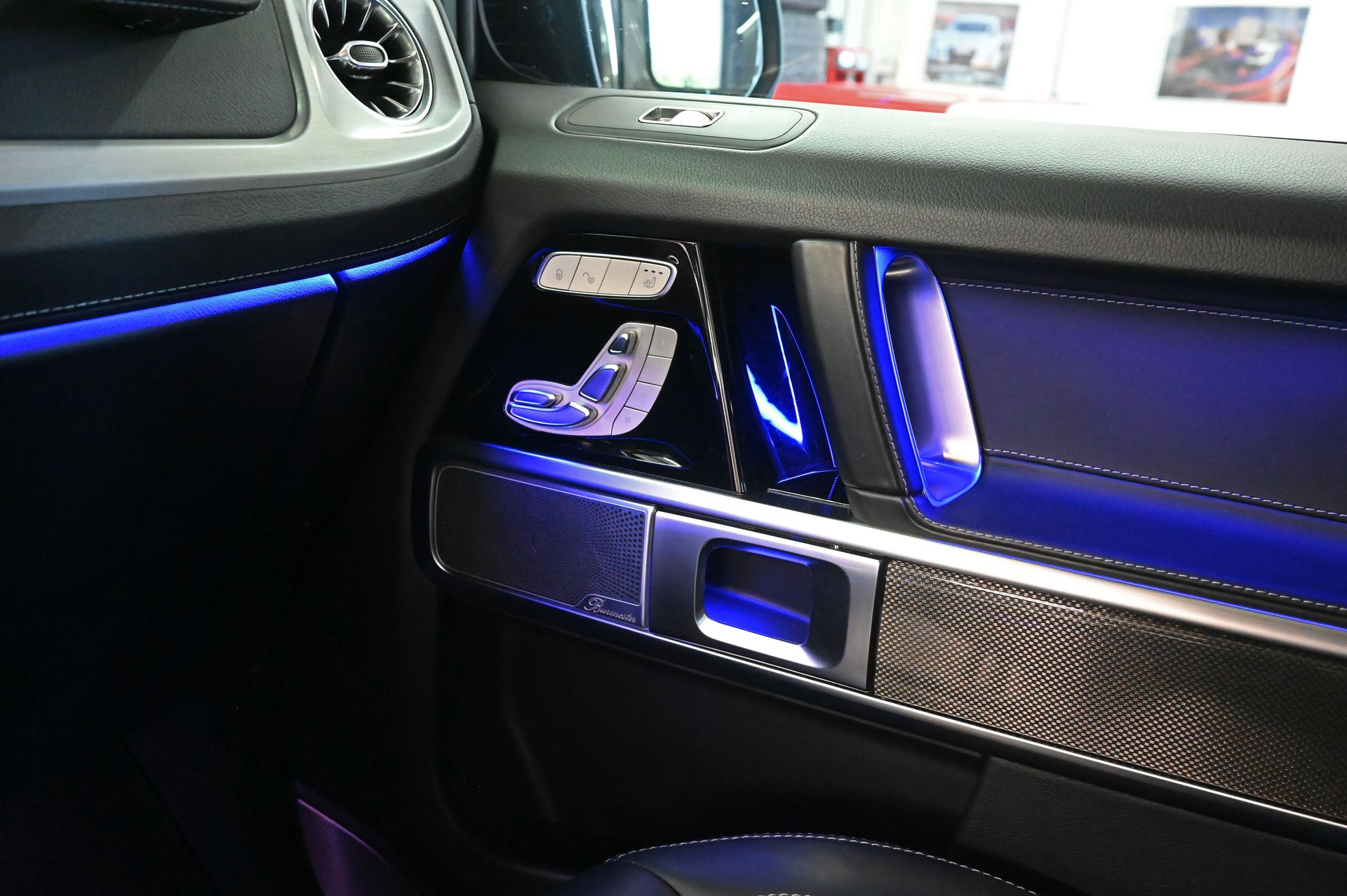 MERCEDES-BENZ G 400d AMG Line 9G-Tronic-image-23