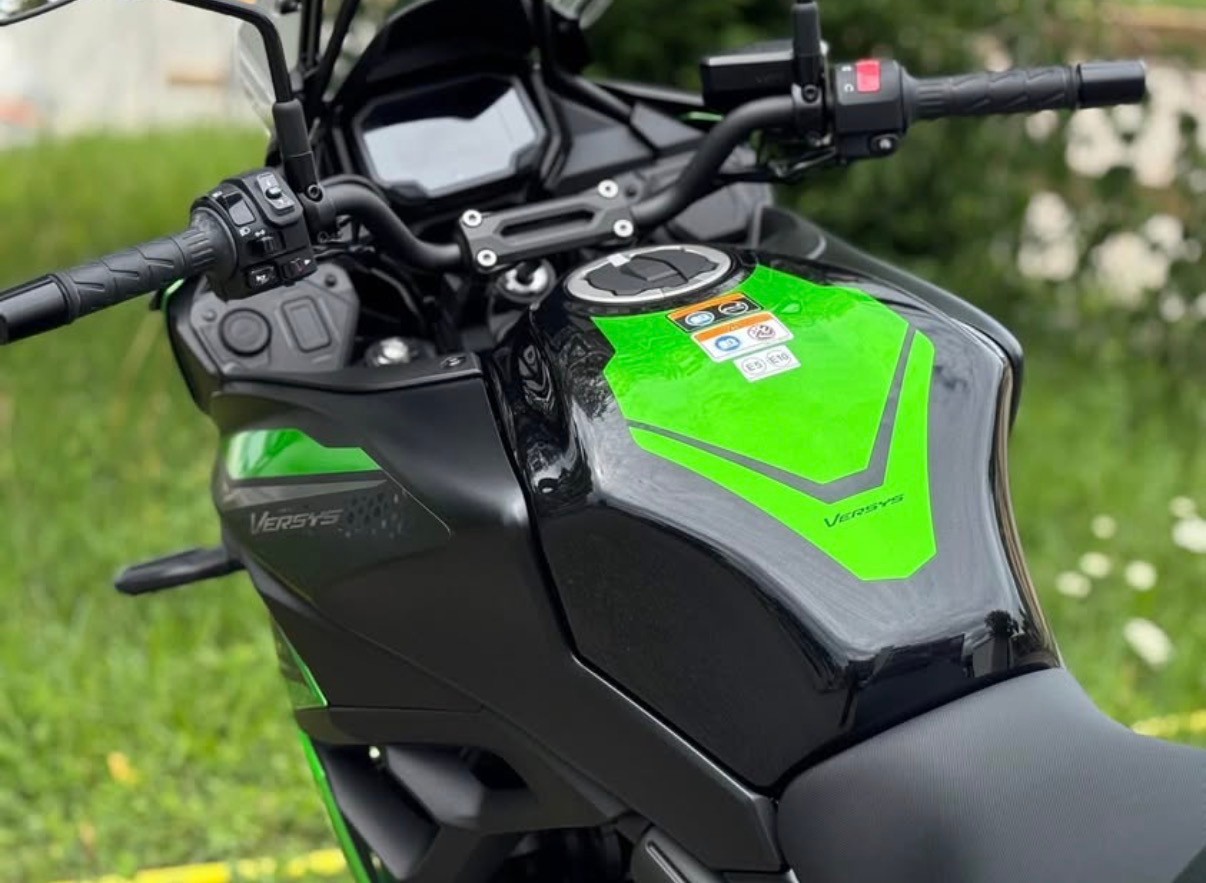 KAWASAKI Versys 650-image-2
