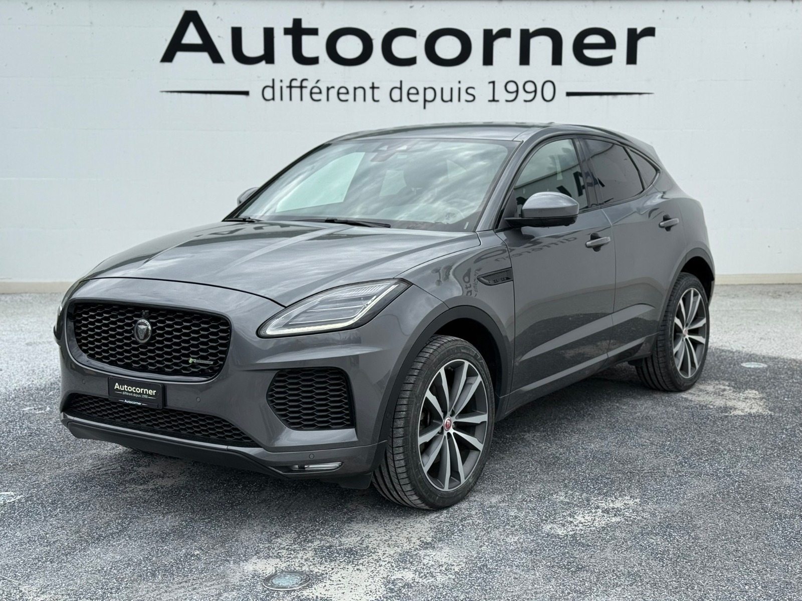 JAGUAR E-Pace 2.0d D240 R-Dynamic HSE AWD Automatik
