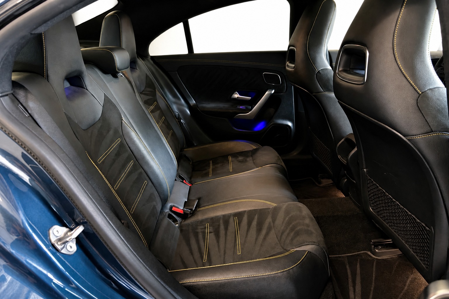 MERCEDES-BENZ CLA 45 S AMG 4Matic+ 8G-DCT-image-17