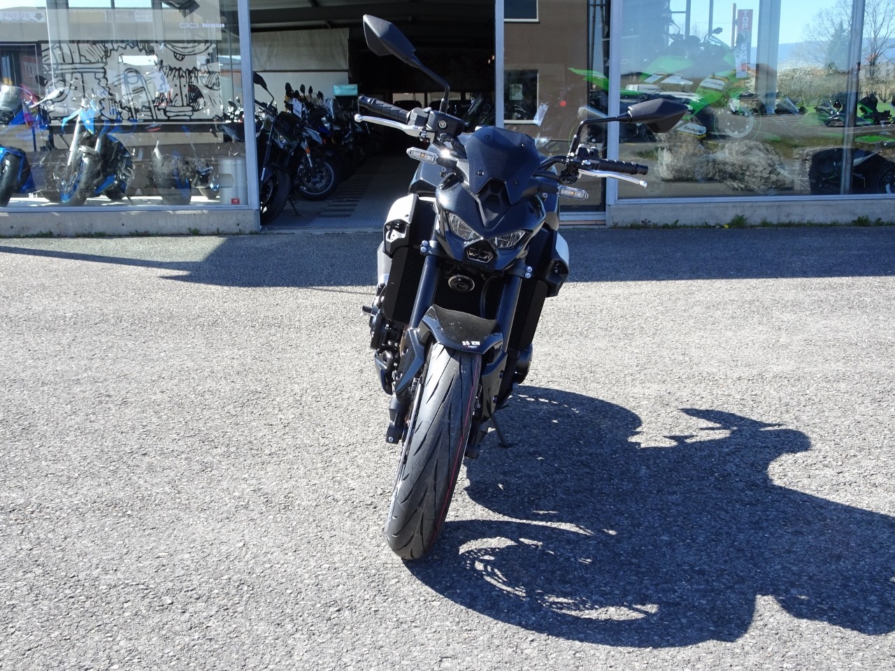 KAWASAKI Z 900-image-2