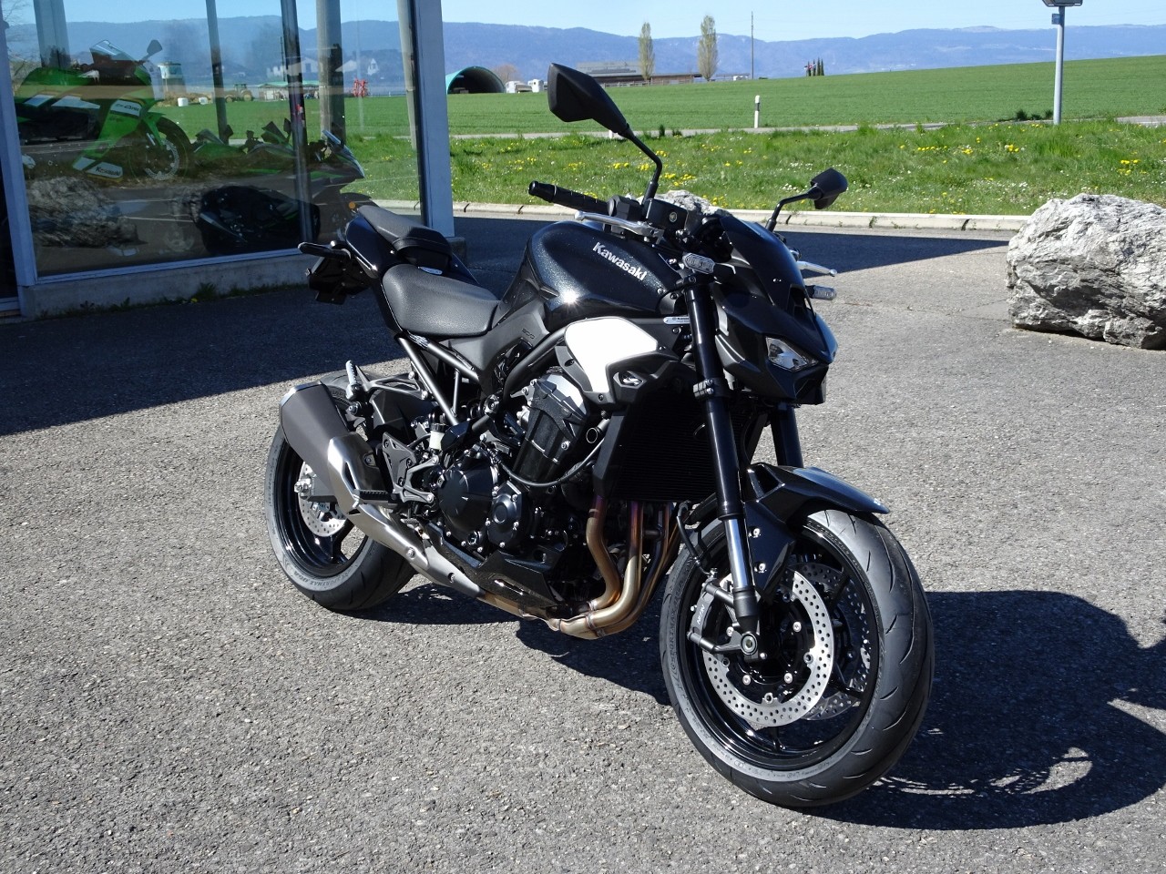 KAWASAKI Z 900-image-1
