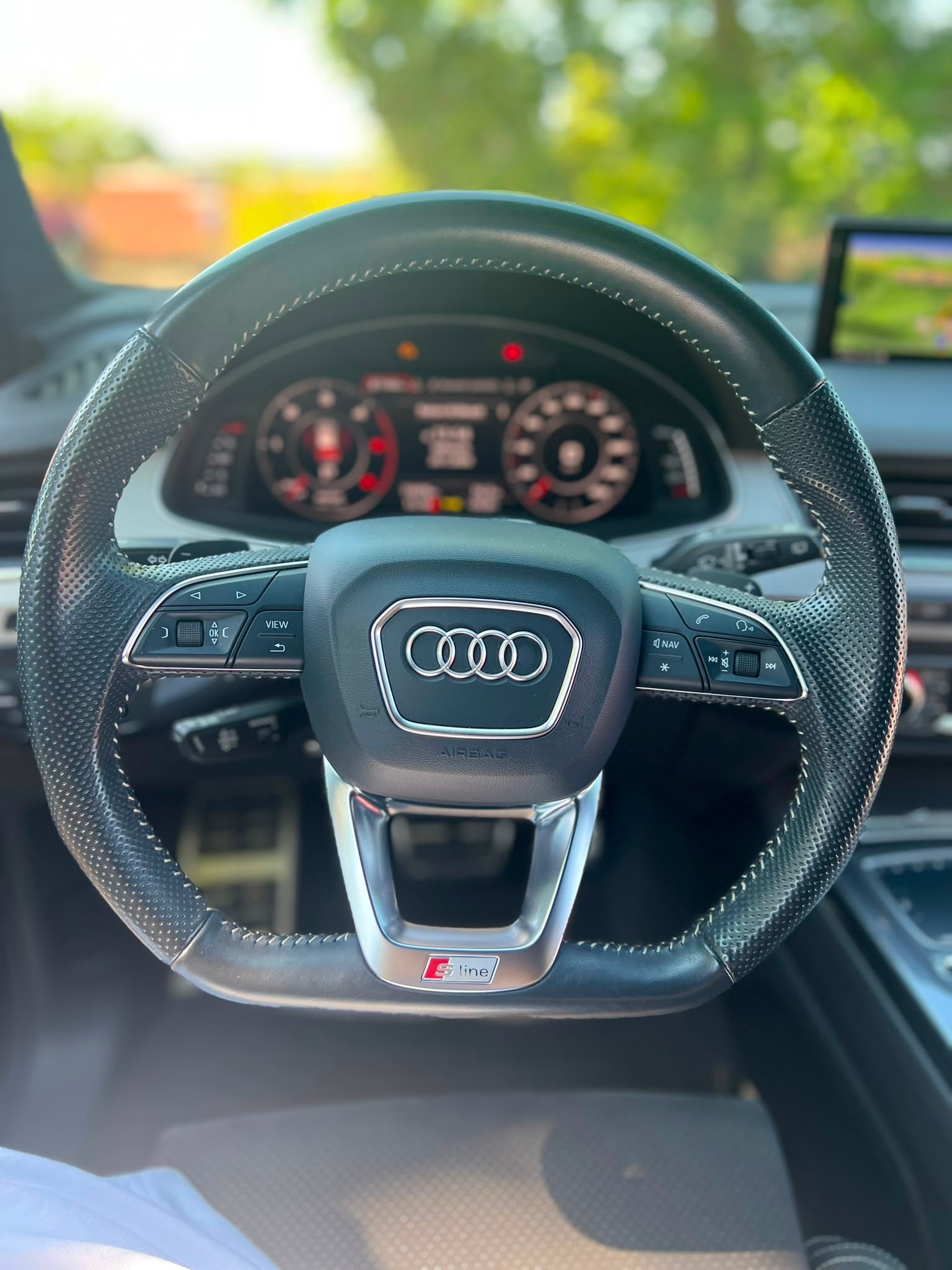 AUDI 3.0 V6 TDI 272 quattro S-Line T-Tronic-image-4