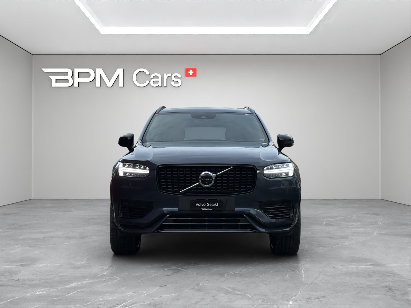VOLVO XC90 2.0 T8 TE R-Design 7P. eAWD-showroom-element-1