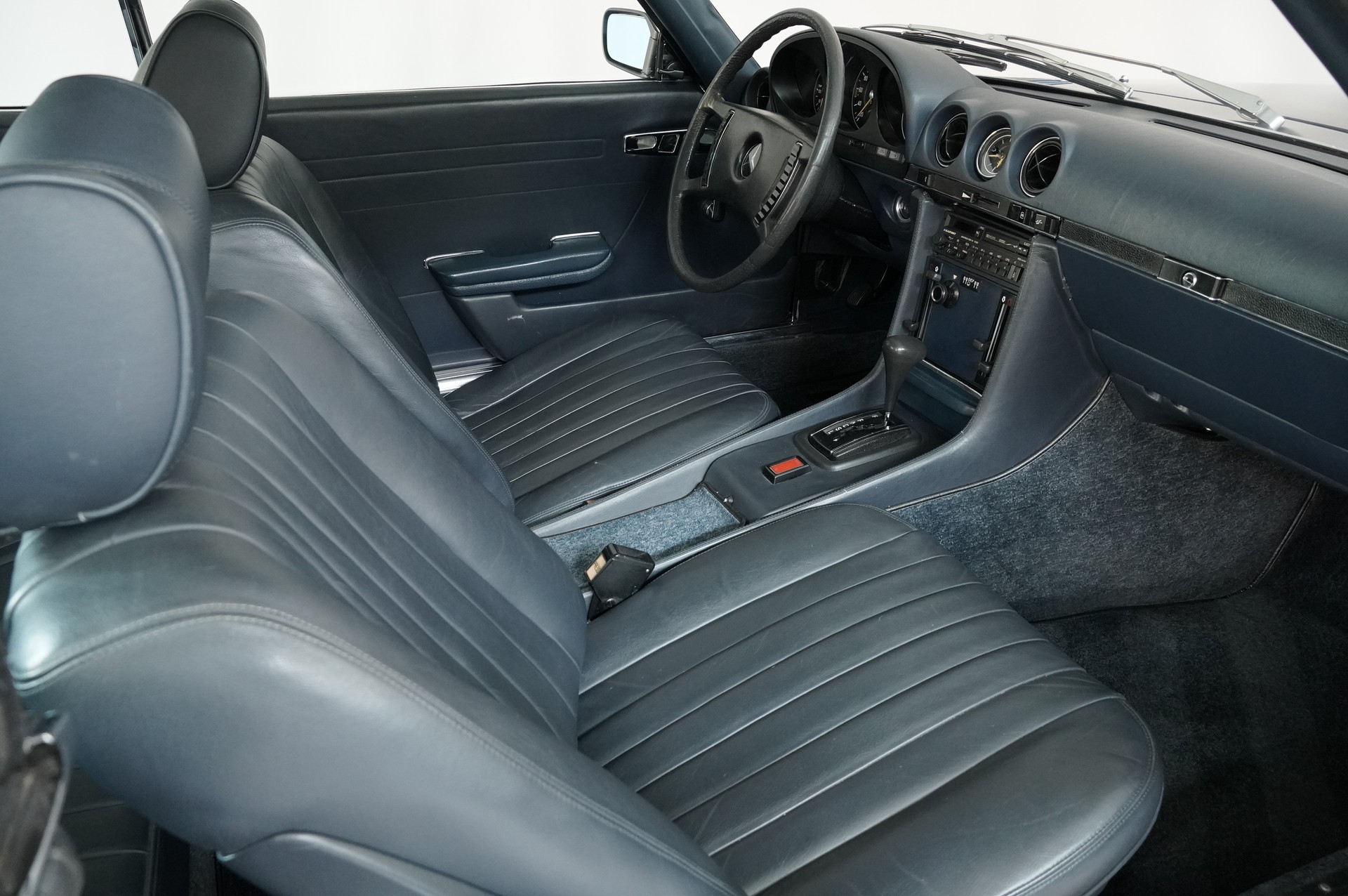 MERCEDES-BENZ 350 SLC (c107)-image-10
